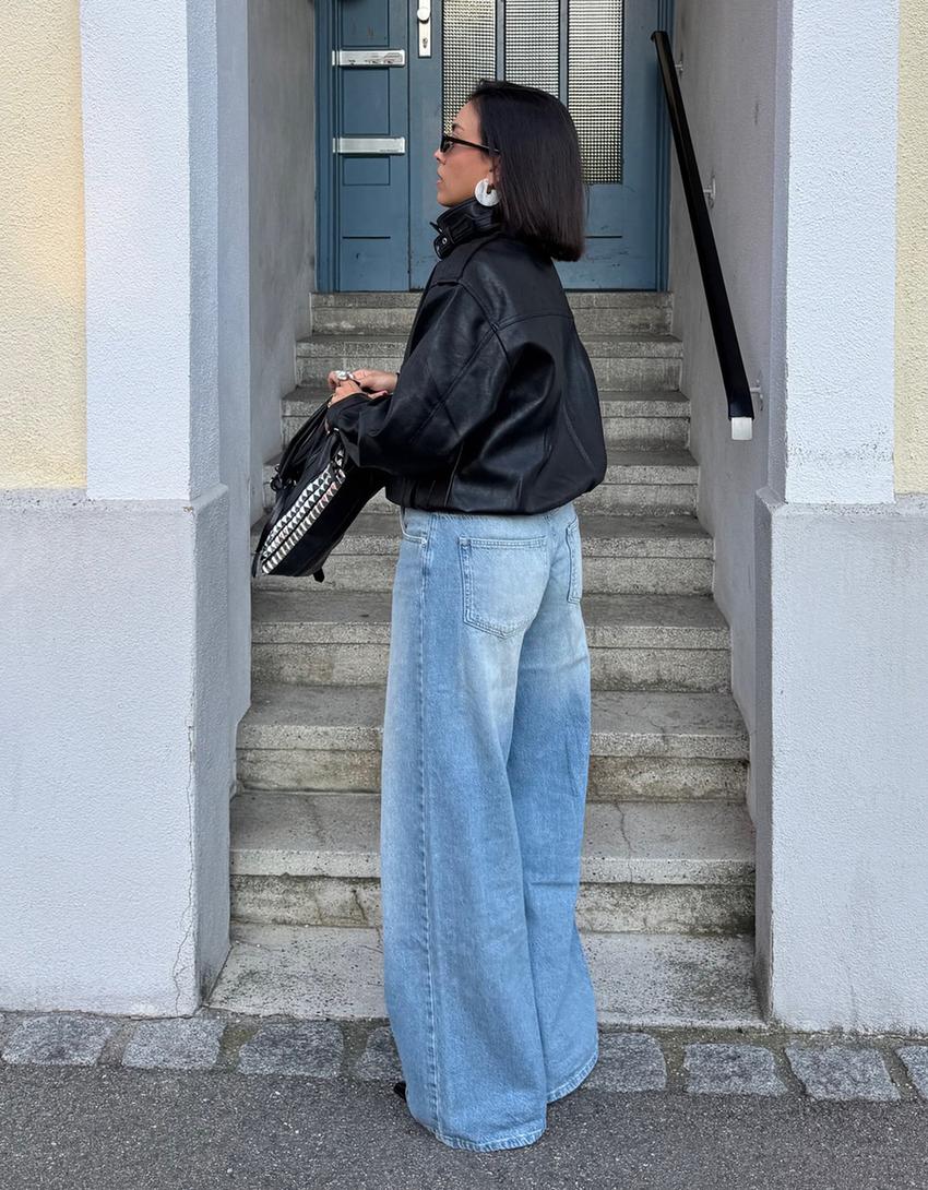 Wide-leg low-waist jeans-Light blue