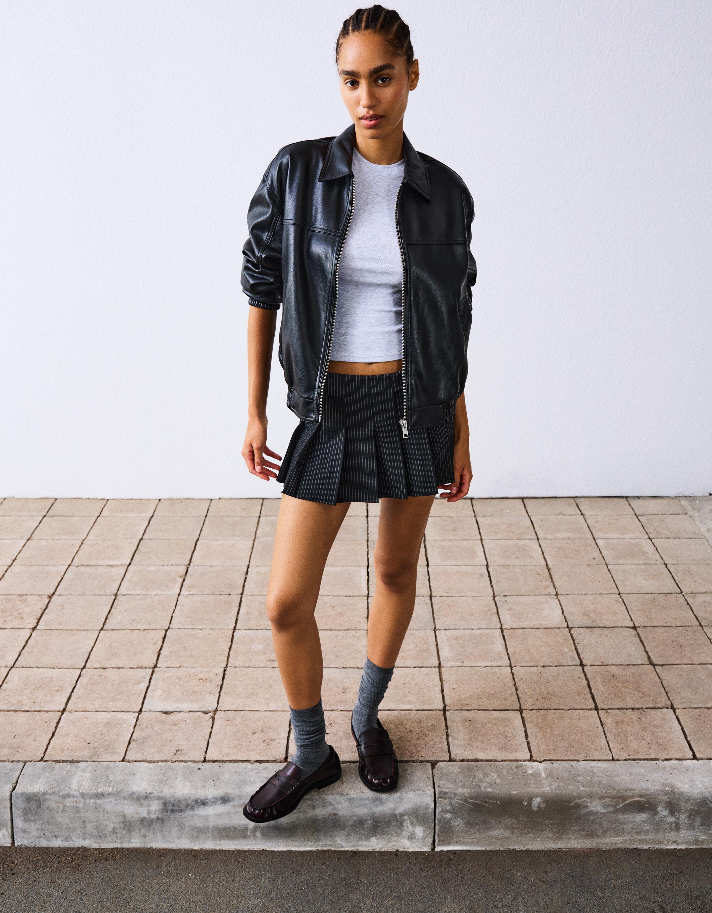 Bershka Mini-Faltenrock Damen 36 Grau