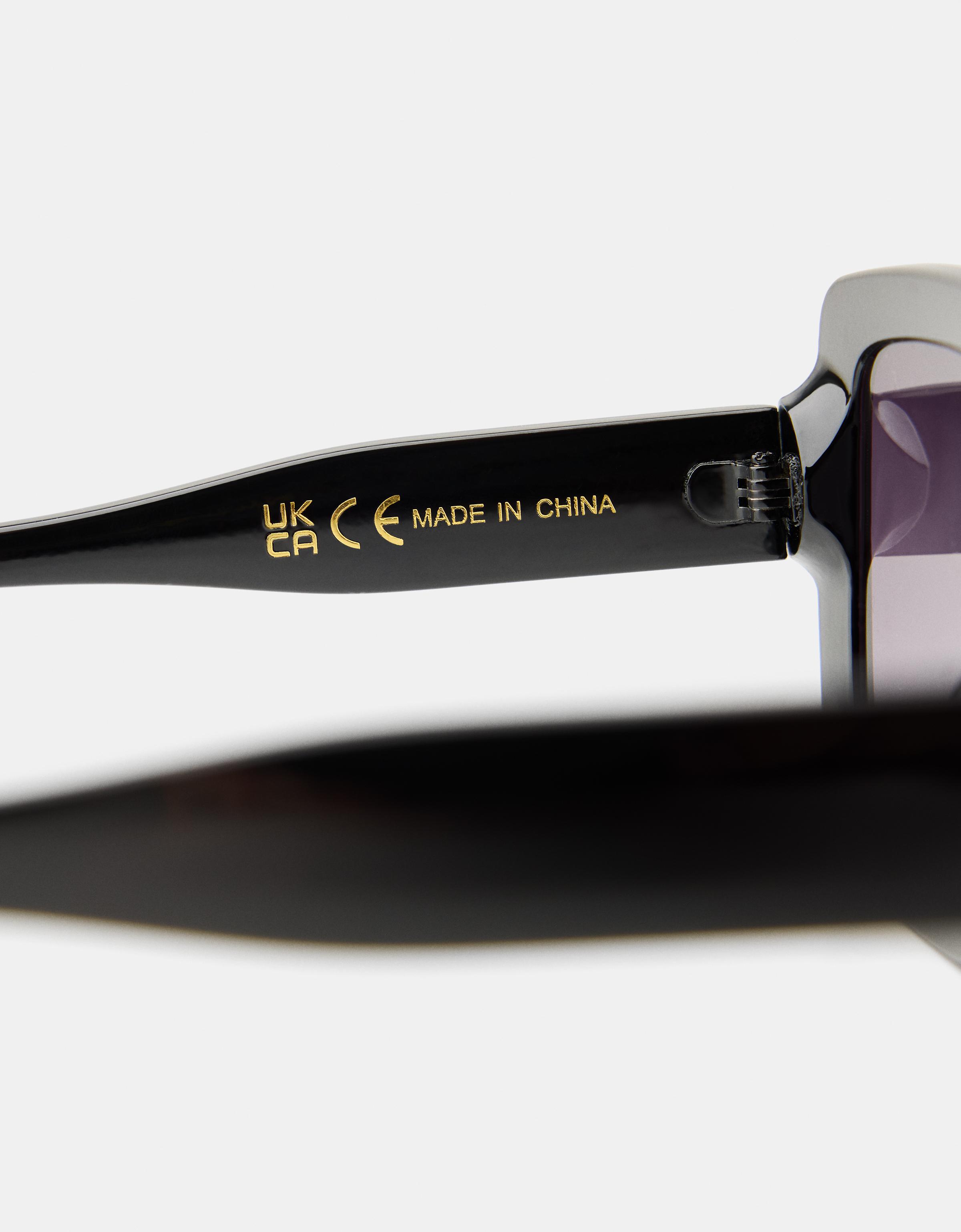 Un ama de casa en Wall Street - by María Arranz, image size:2400x3078