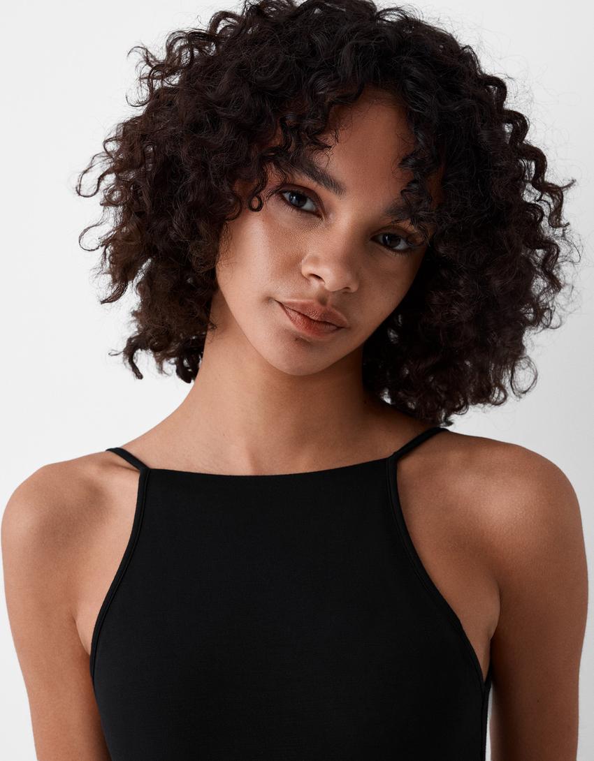 Vestido mini com decote halter-Preto-3