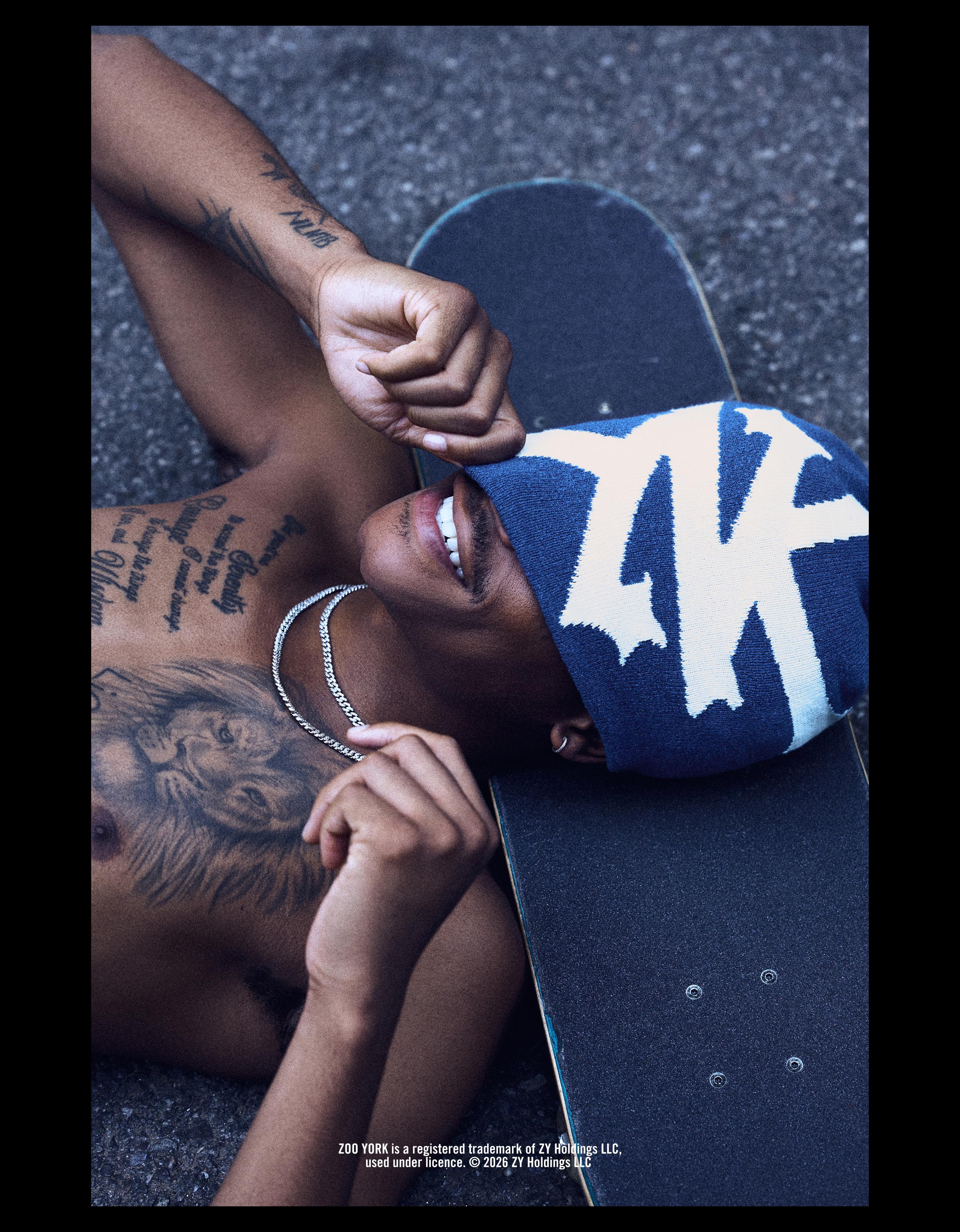 ZOO YORK X BERSHKA beanie — Blue