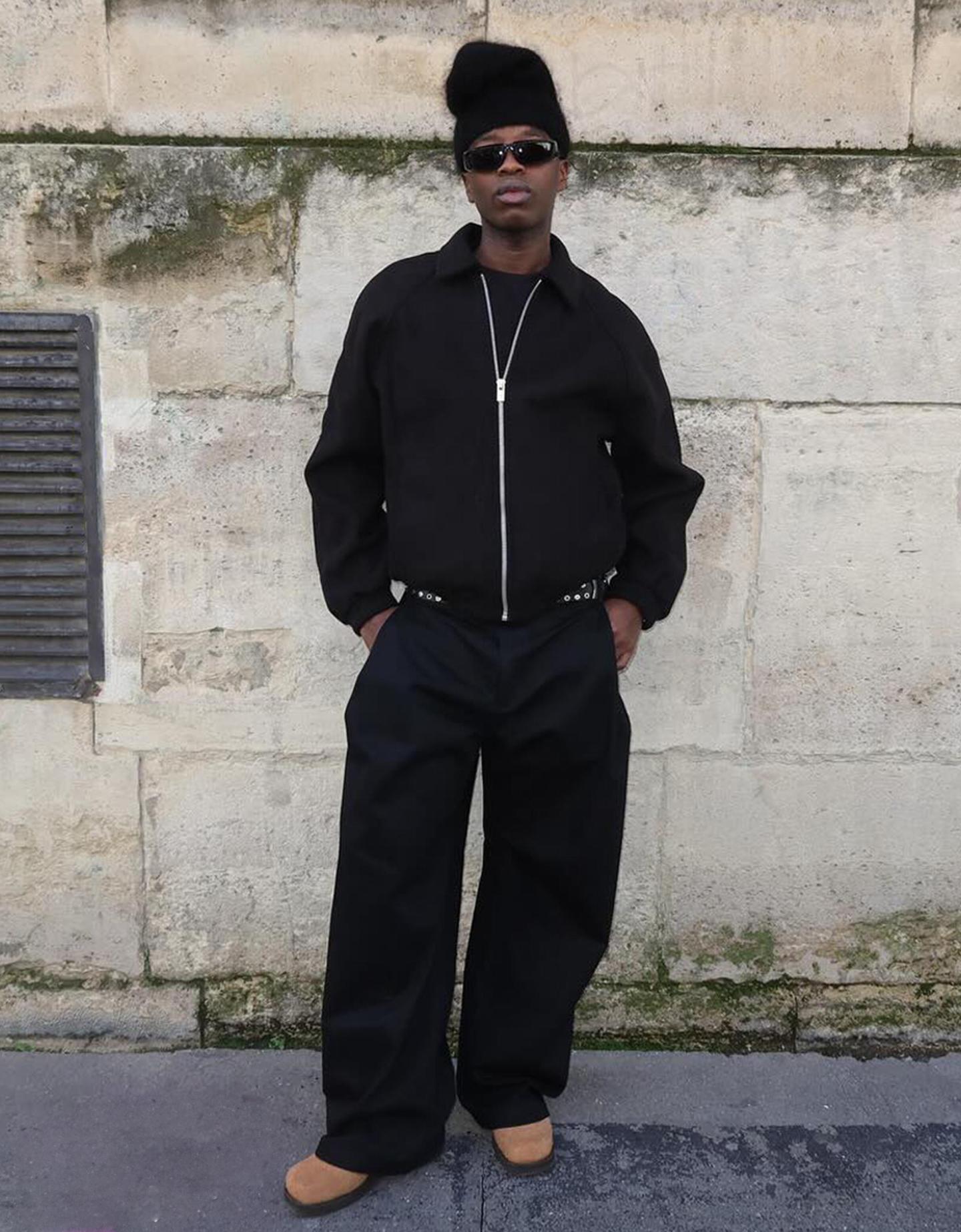 Bershka spodnie superbaggy tailoring czarny