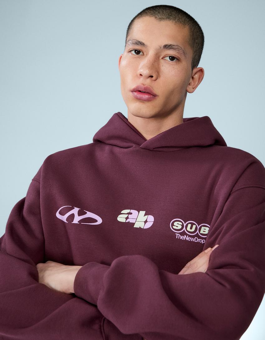 Kapuzen-Sweatshirt mit Print-Bordeaux