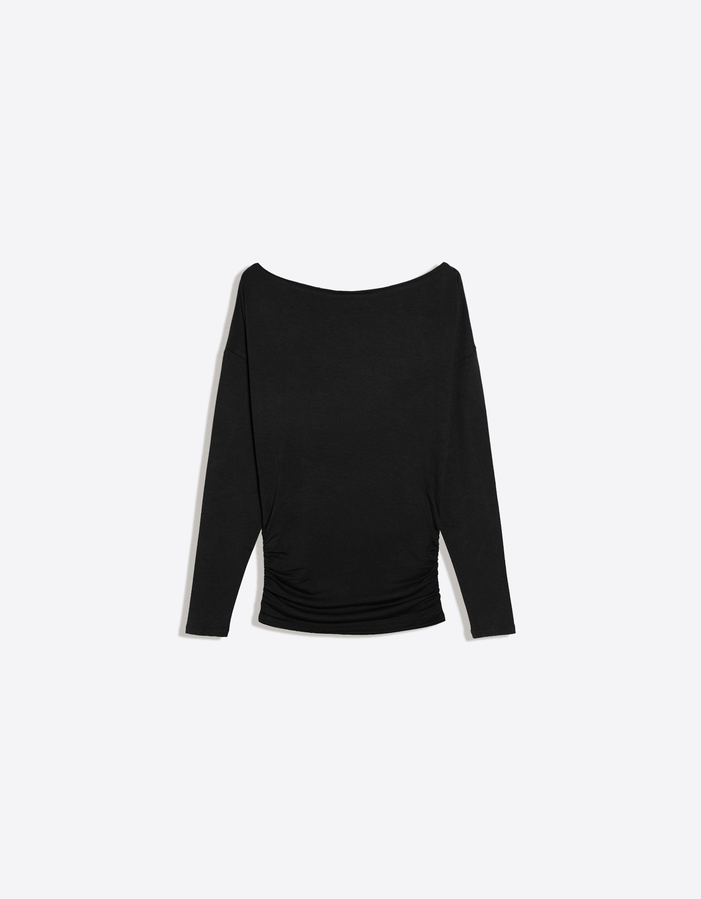 Asymmetric neck long-sleeved T-shirt — Black