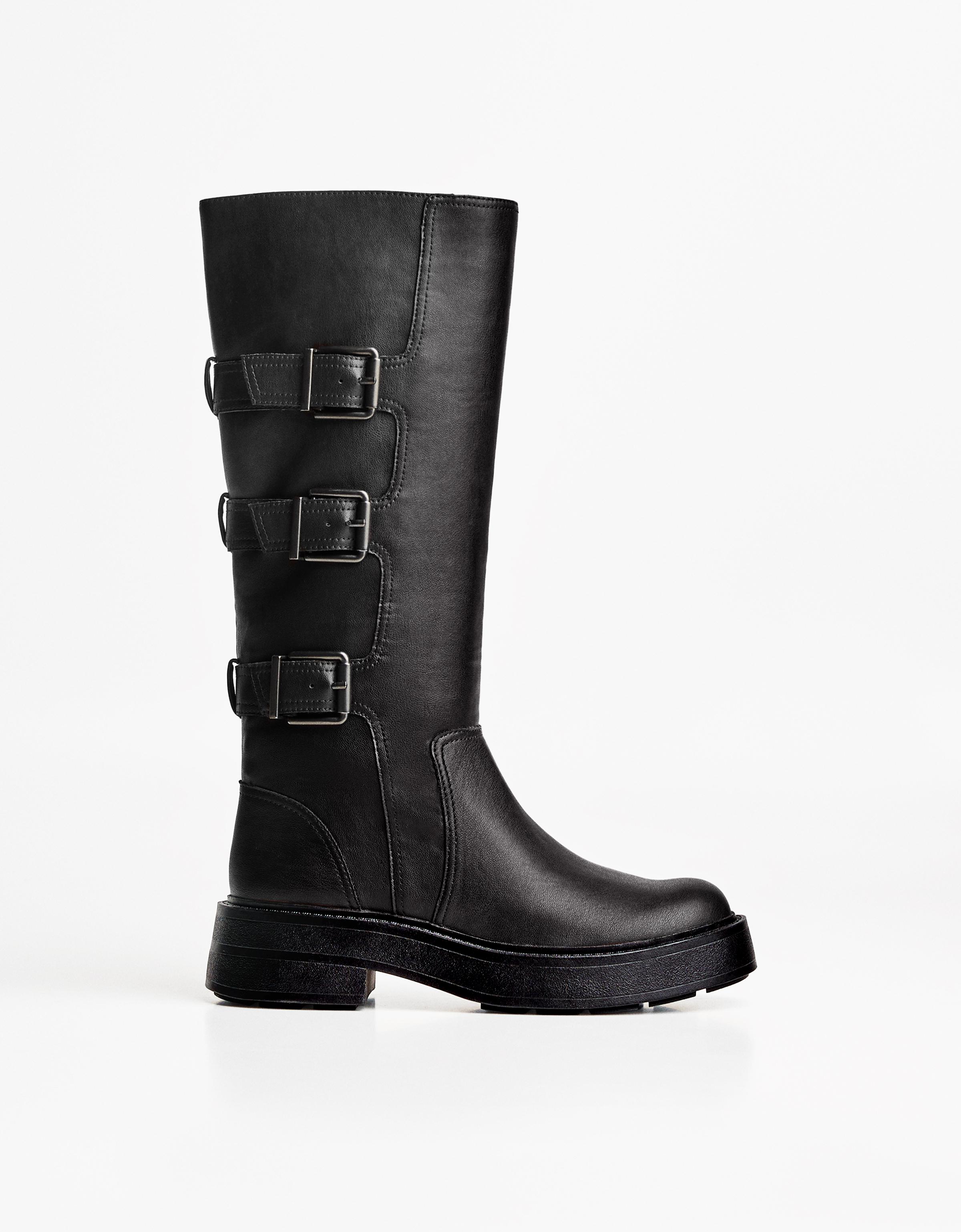 Bershka Flache Stiefel Mit Schnallen Damen 37 Schwarz