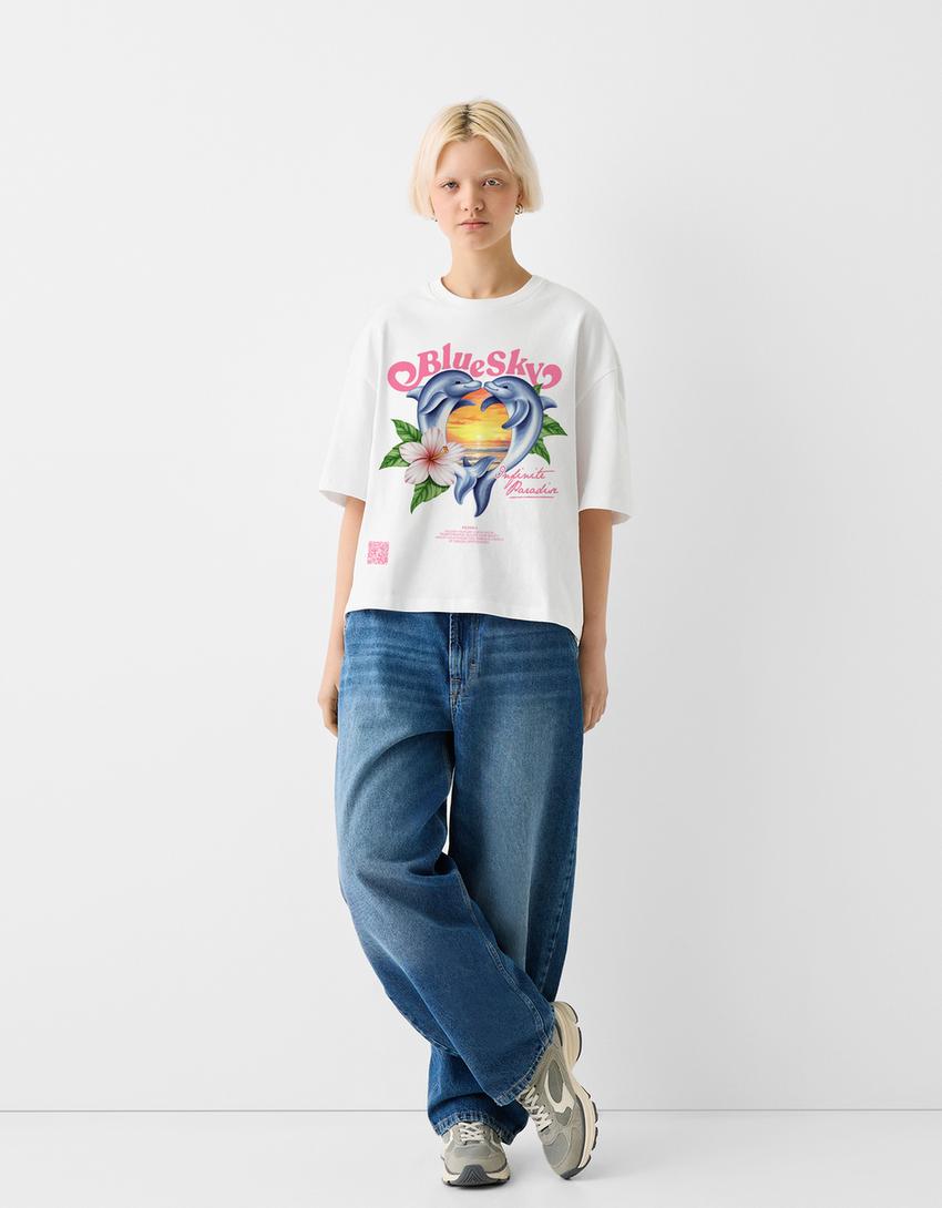 T-shirt da Bershka Wearable Art cropped boxy fit com estampado-Branco-4