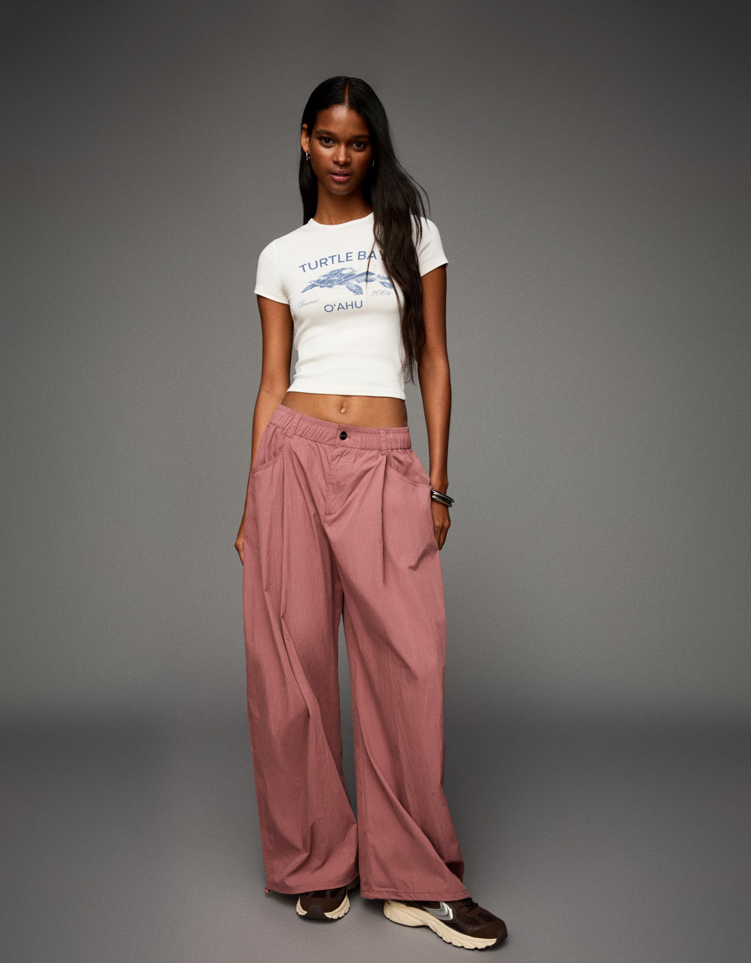 Bershka T-Shirt Mit Print Und Kurzen Ärmeln Damen 10-12 Grbrochenes Weiss