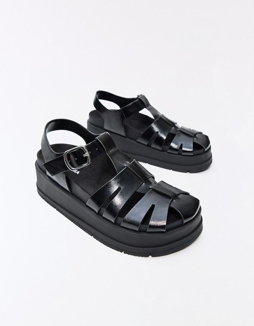 Flat cage sandals-BLACK