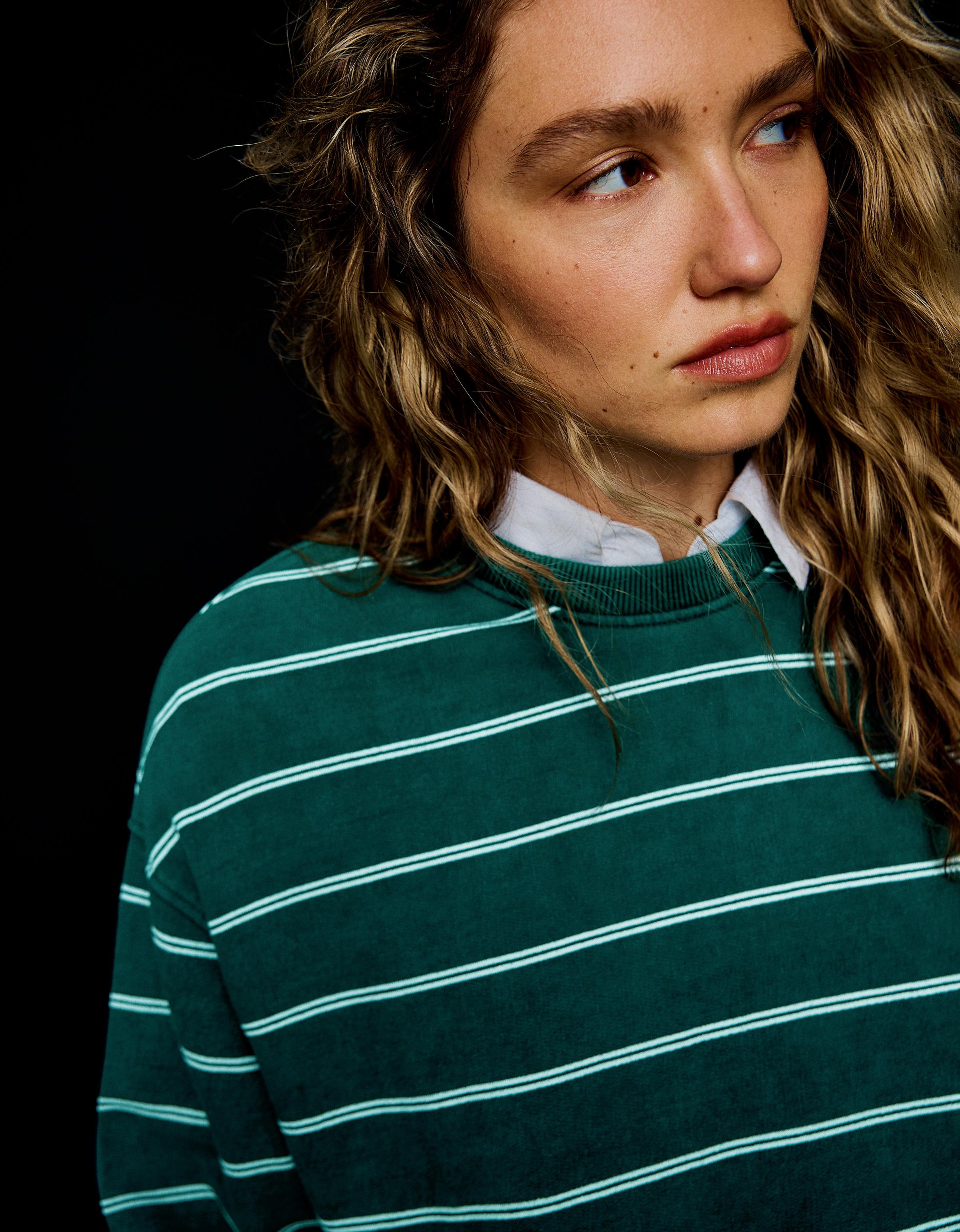 Striped round neck sweatshirt — Green