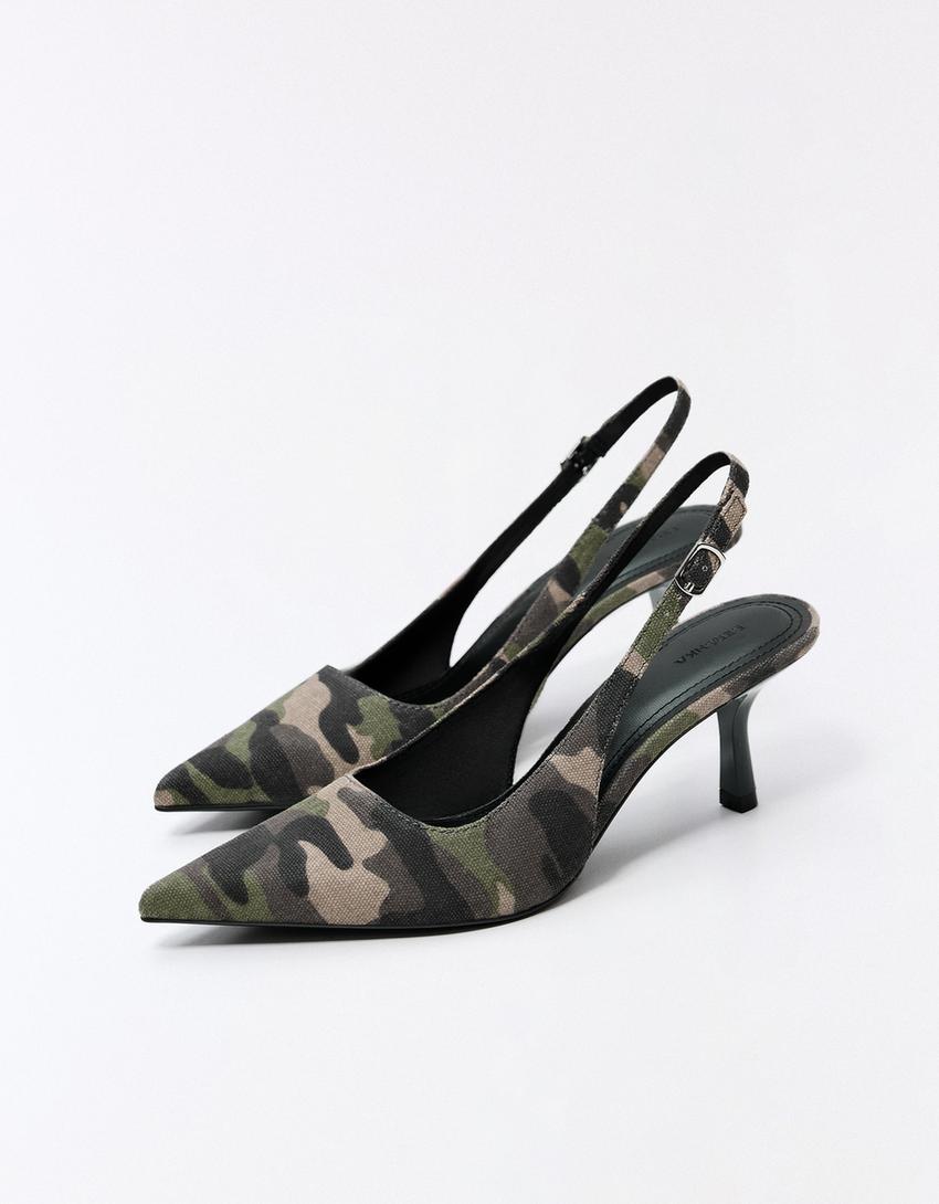 Buty na obcasie typu kitten z odkrytą piętą - Kobieta | Bershka