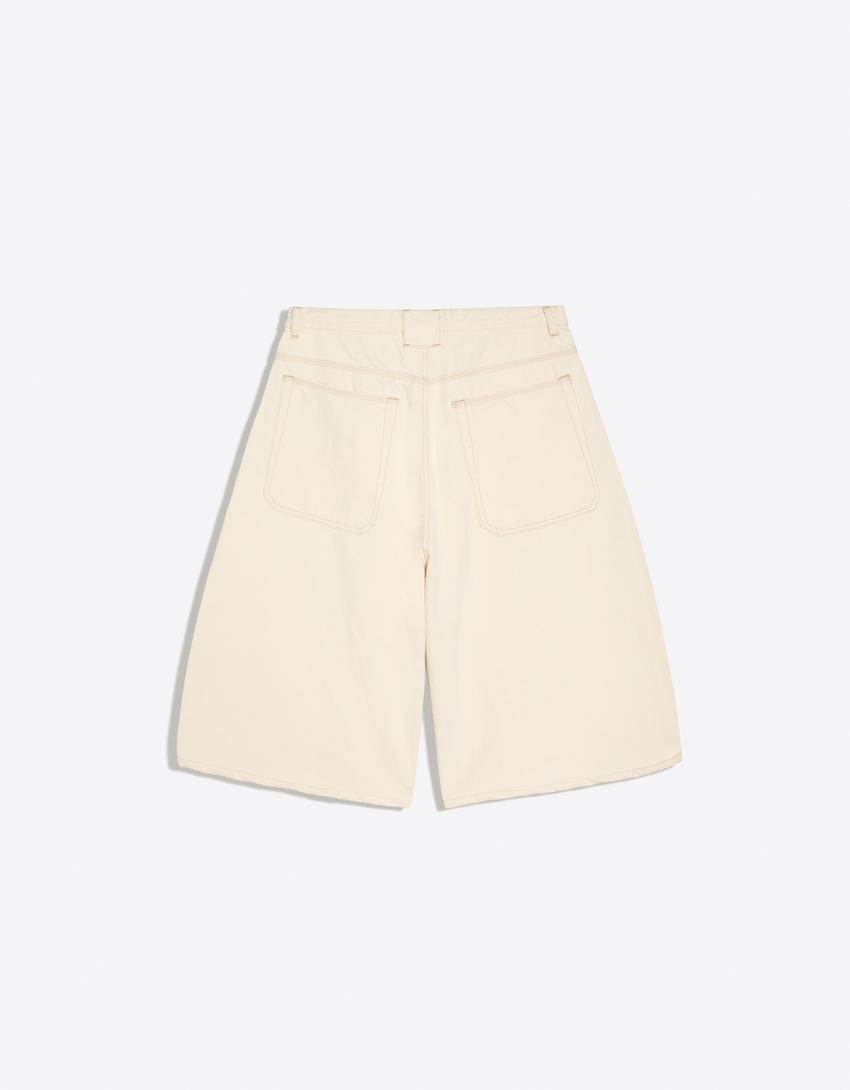Barrel leg denim Bermuda shorts-Cream