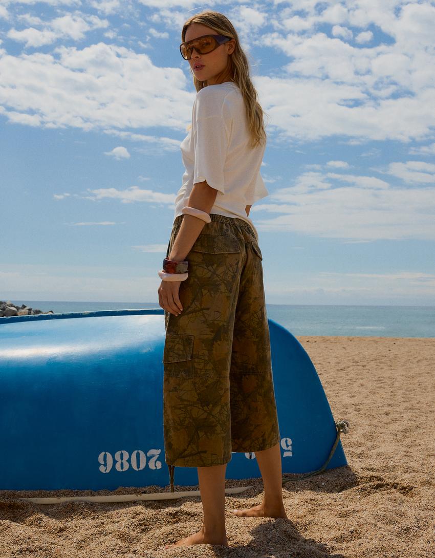 Printed Bermuda shorts-Khaki