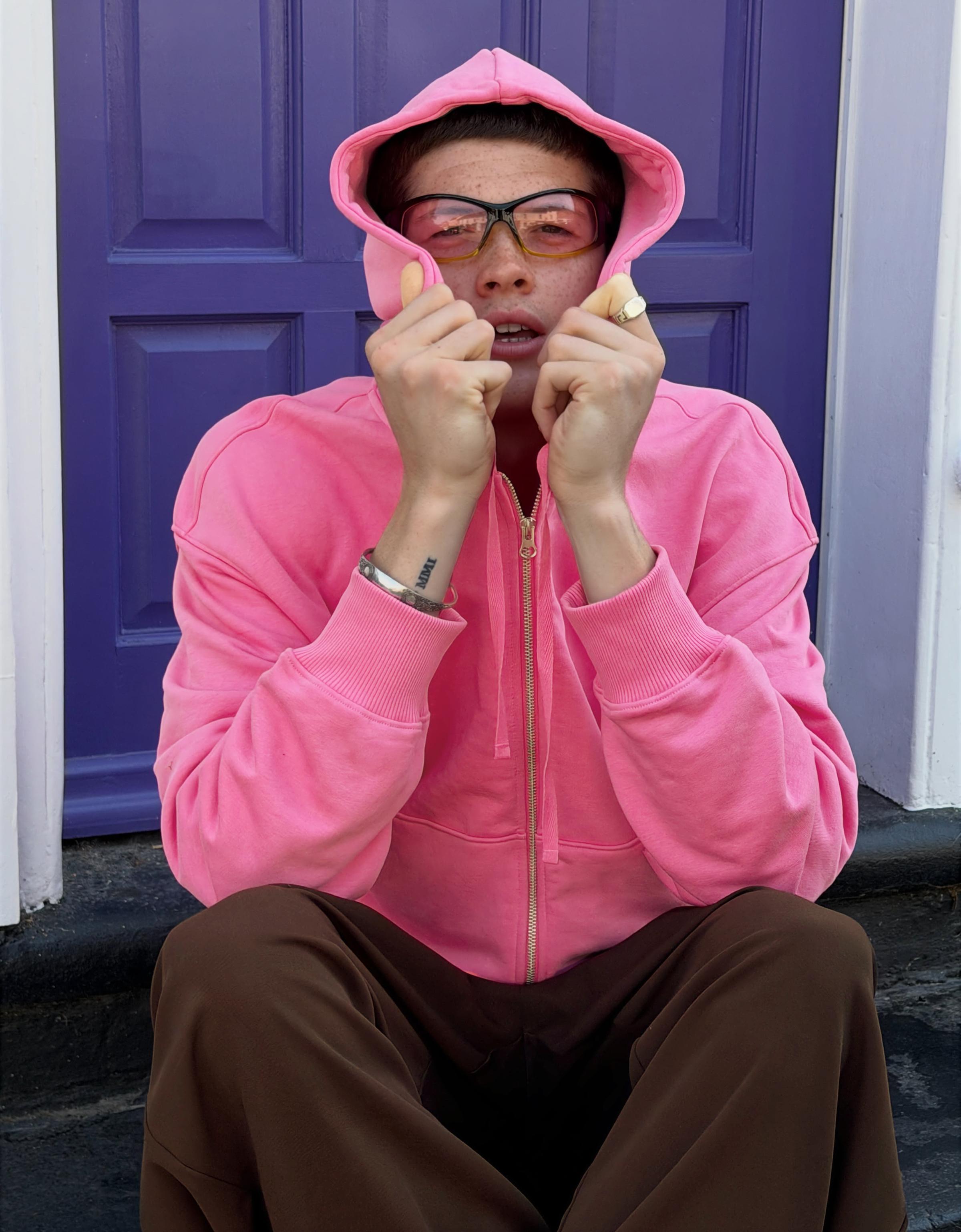 Zip-up hoodie — Pink
