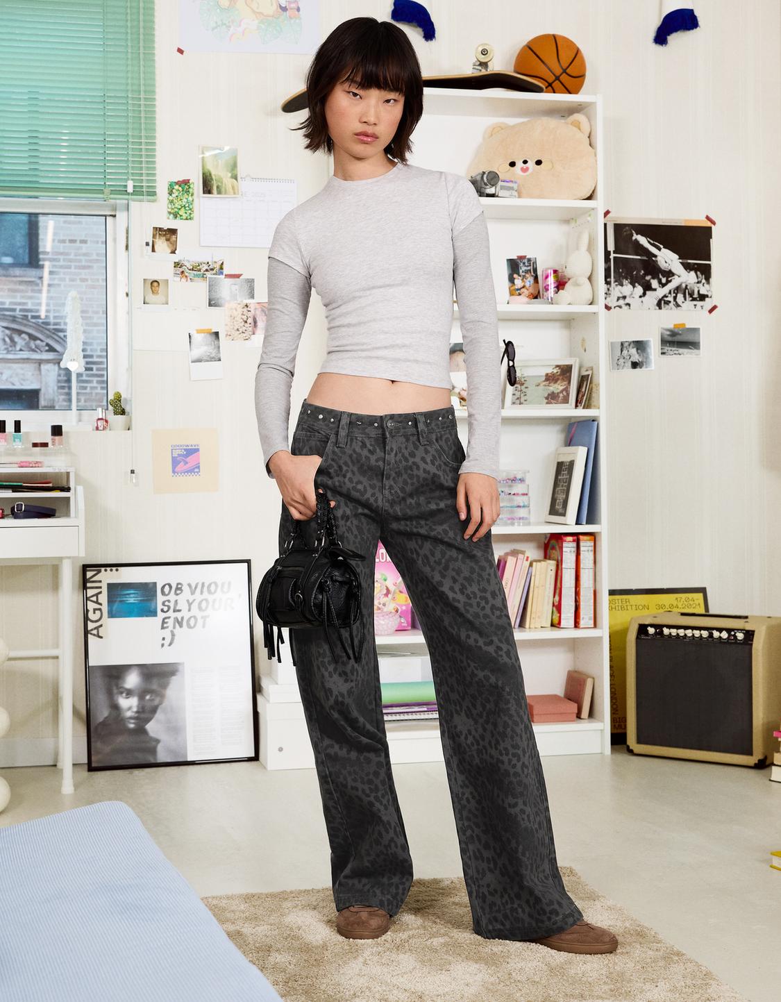 Straight-leg animal print trousers with studs