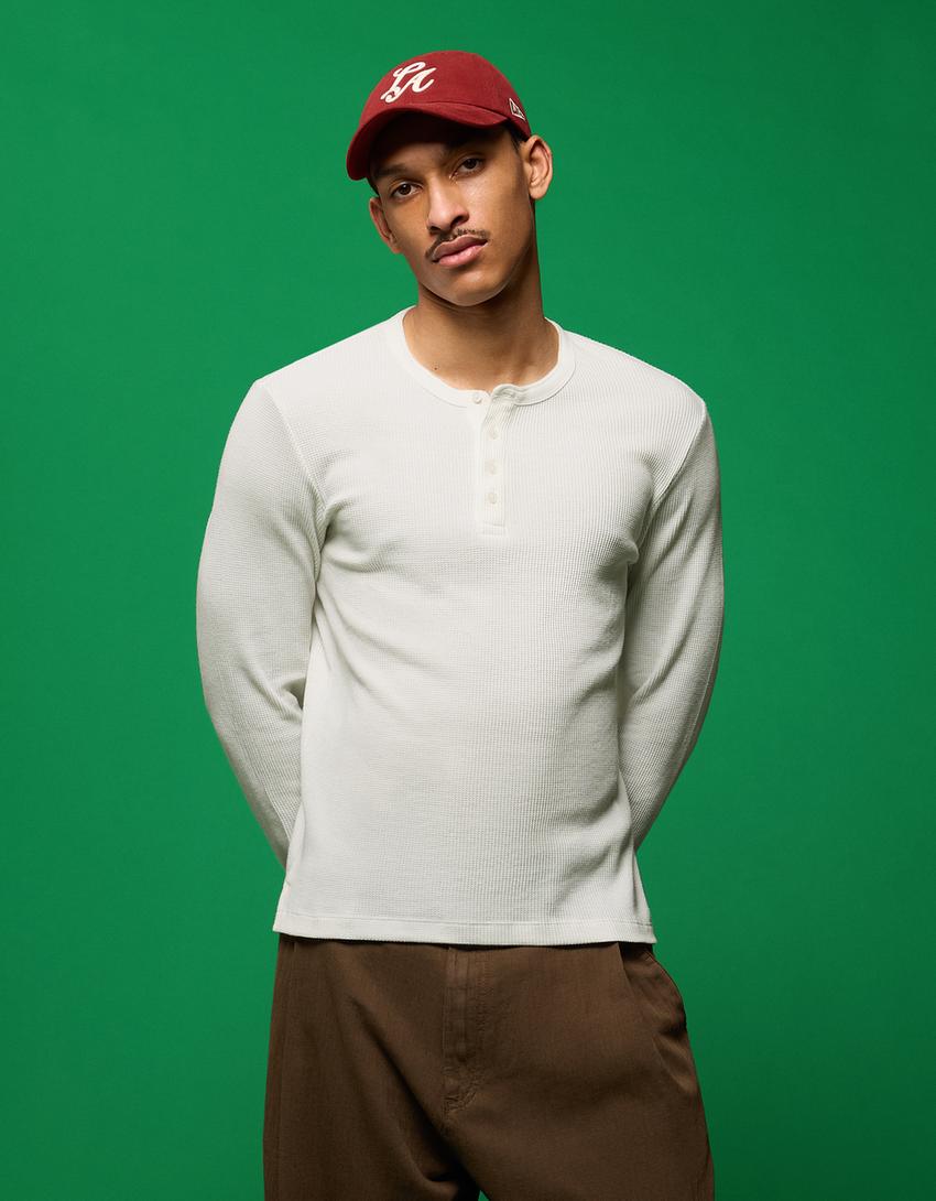 Slim fit Henley T-shirt met lange mouw-Gebroken Wit