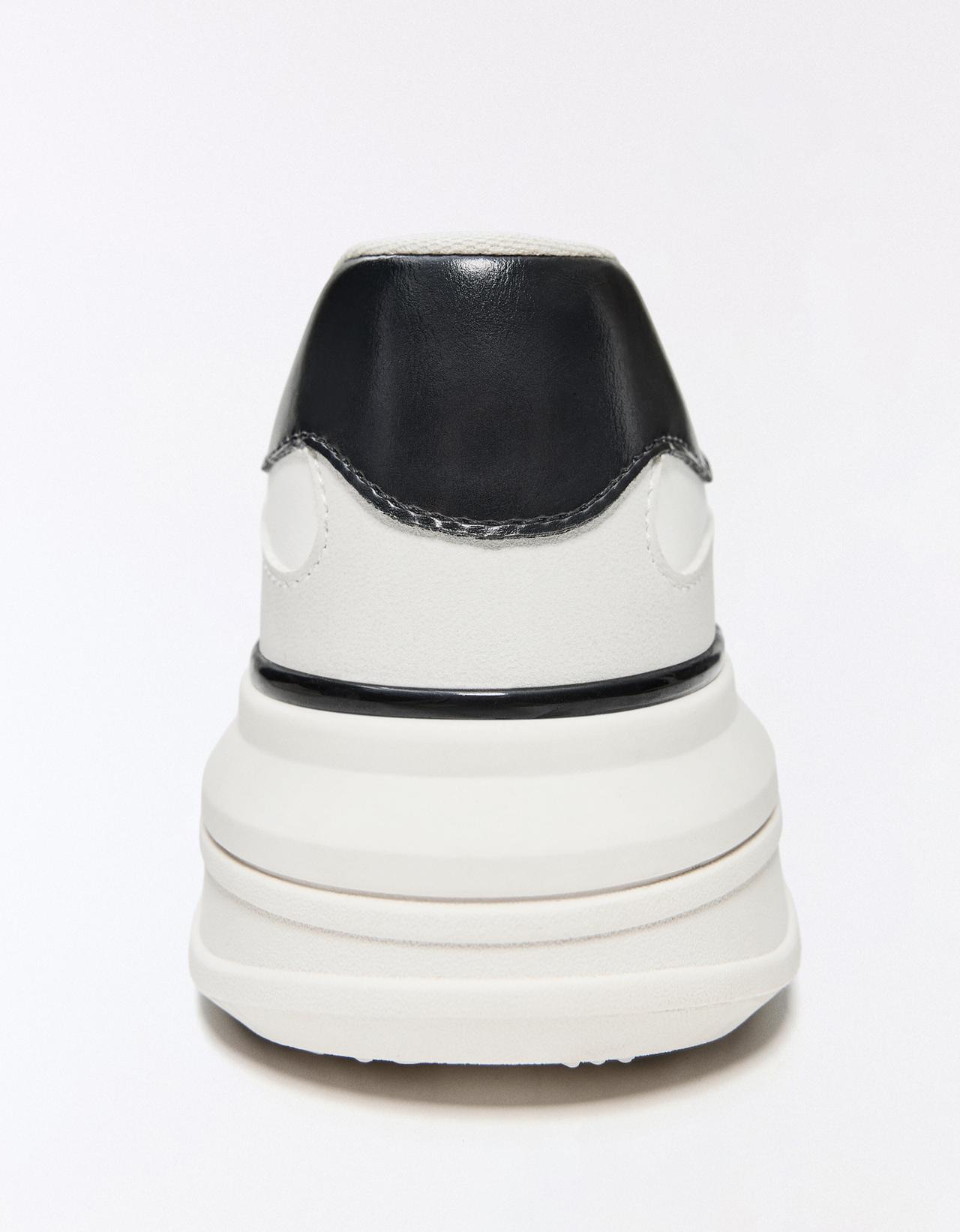 Chunky sole trainers — WHITE