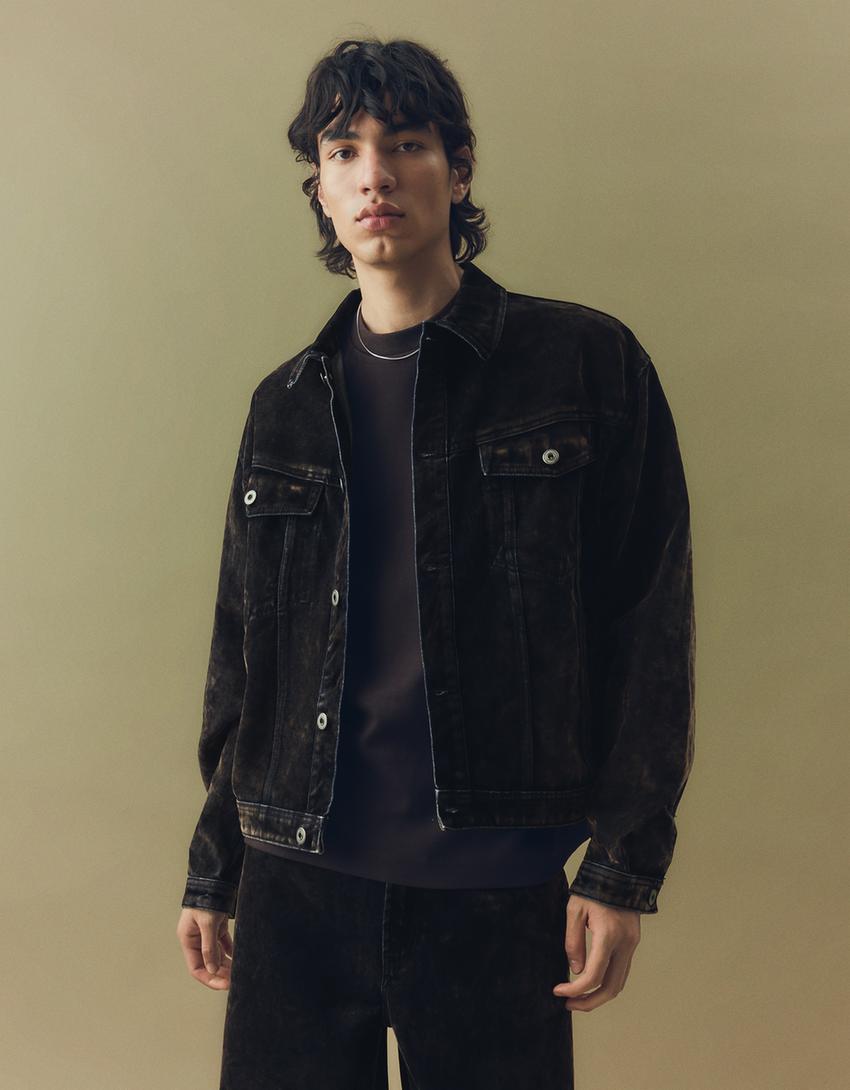 Conjunto de blusão e Jeans-Conjunto de blusão e Jeans