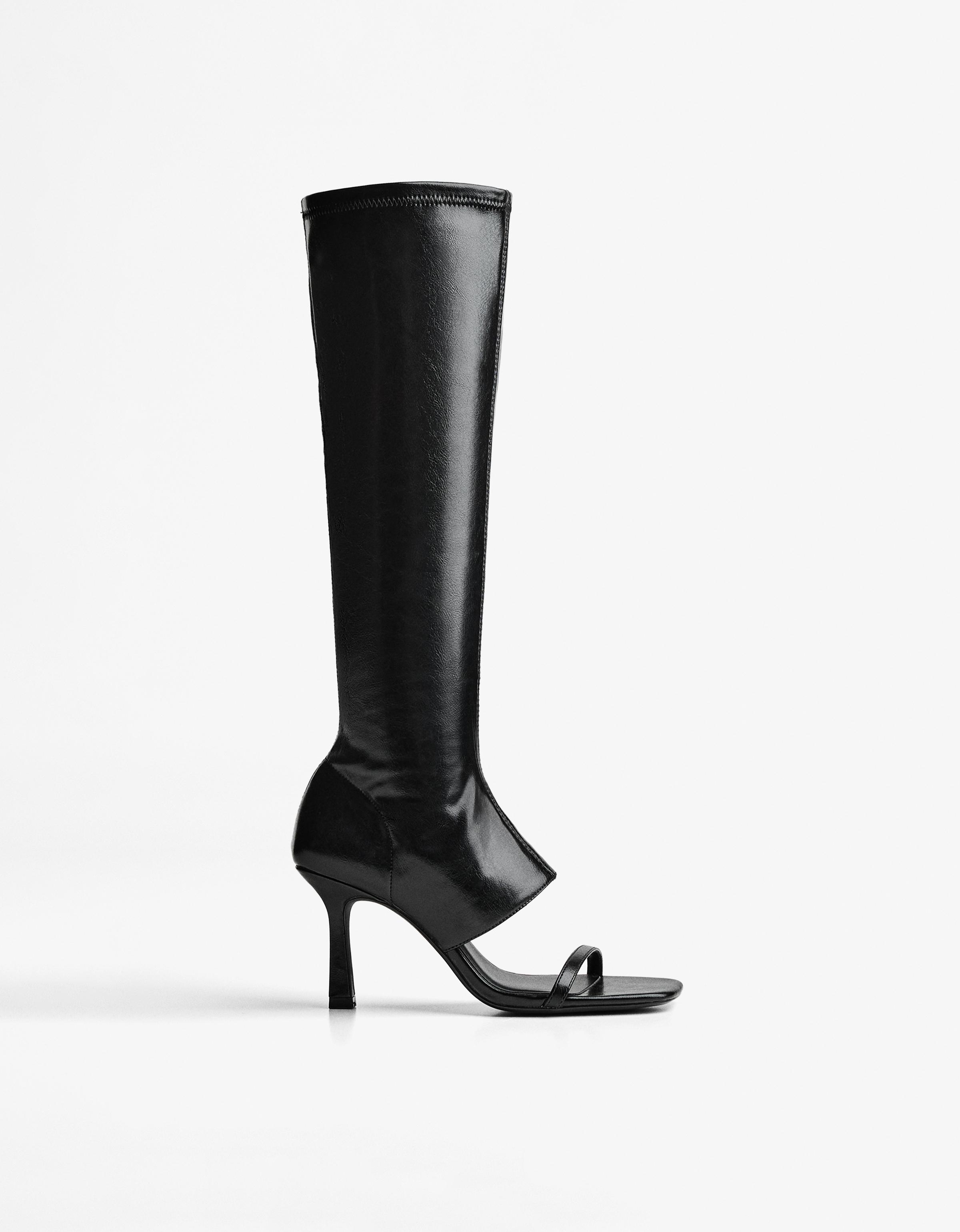 Heeled trousers sandals