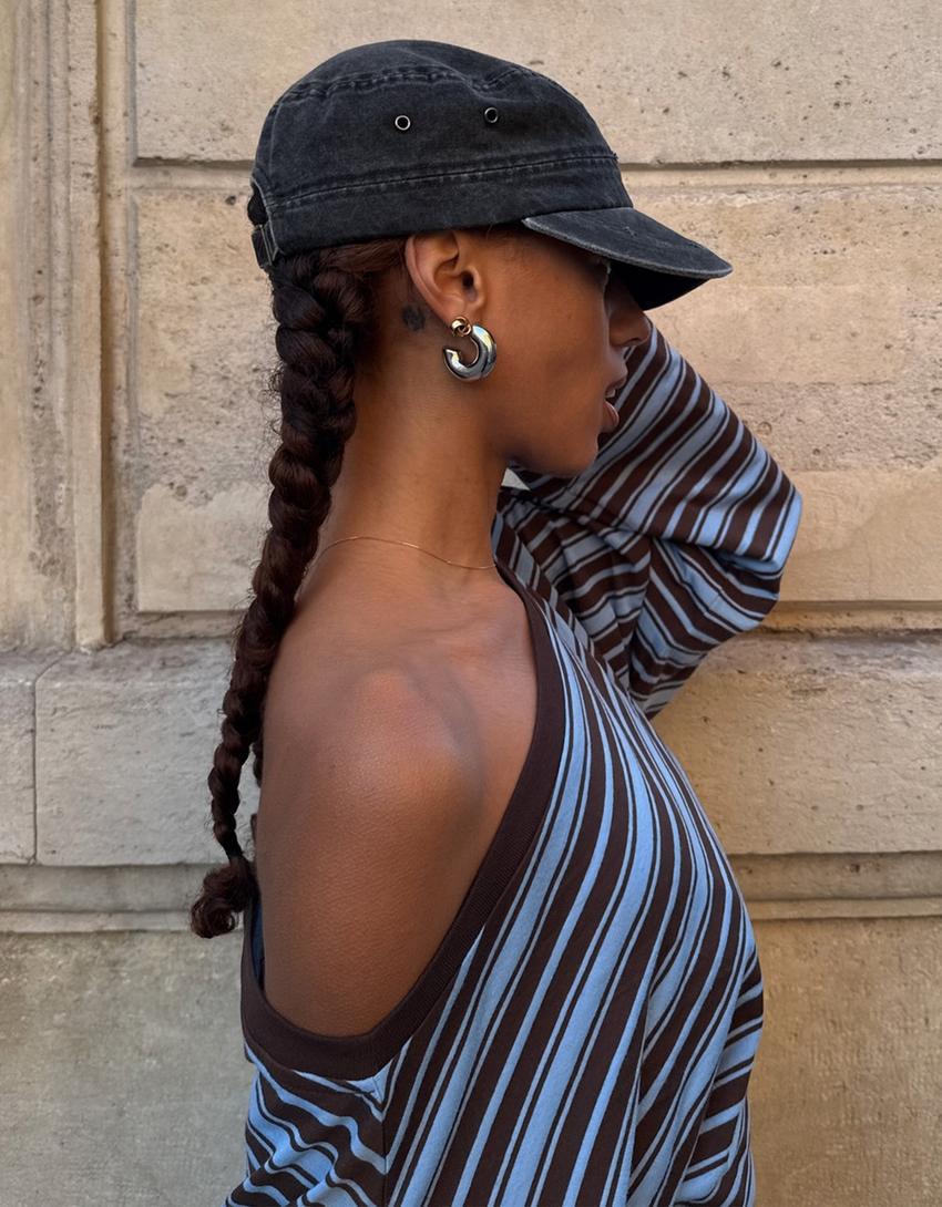 Langarmshirt mit asymmetrischem Kragen und Print-Hellblau