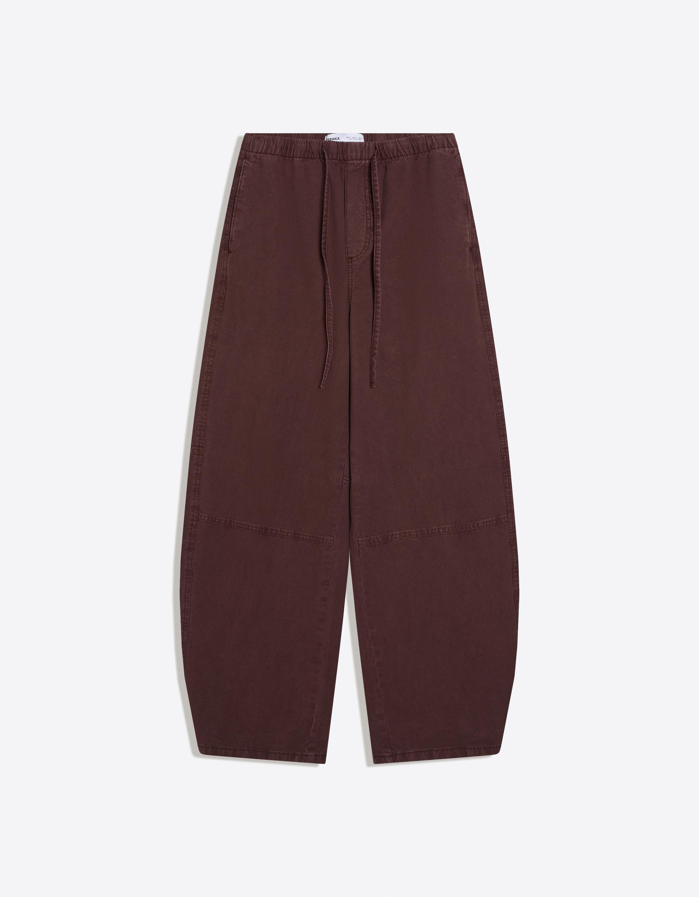 Low-rise wide balloon jeans