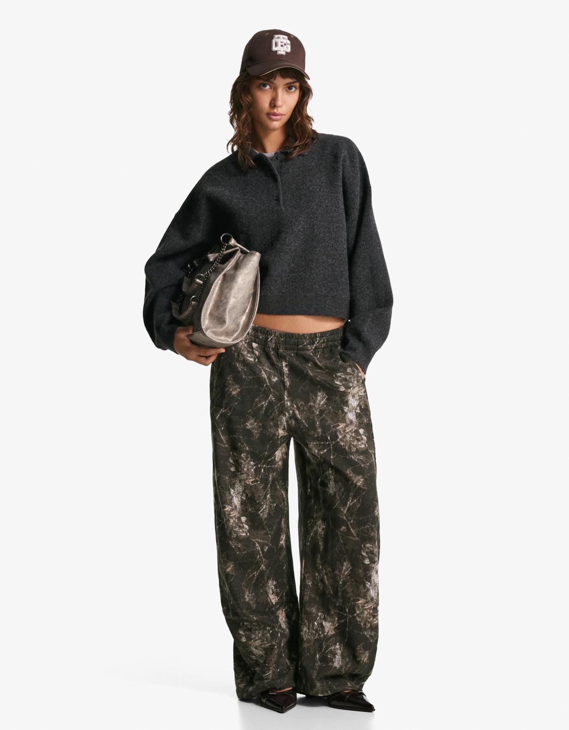 Boxy-Pullover mit Polo-Kragen