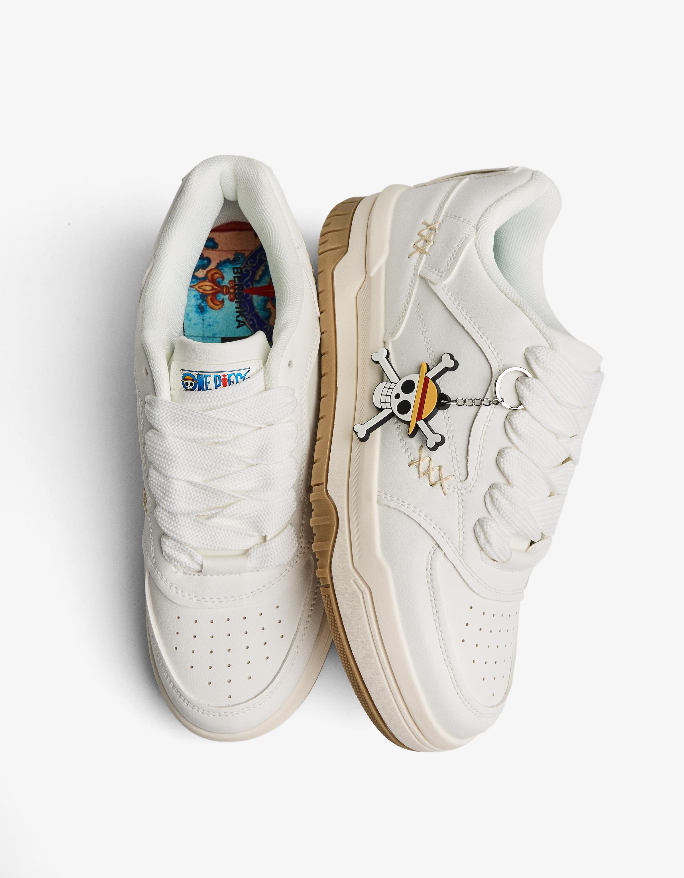 One Piece skater trainers with keychain — WHITE
