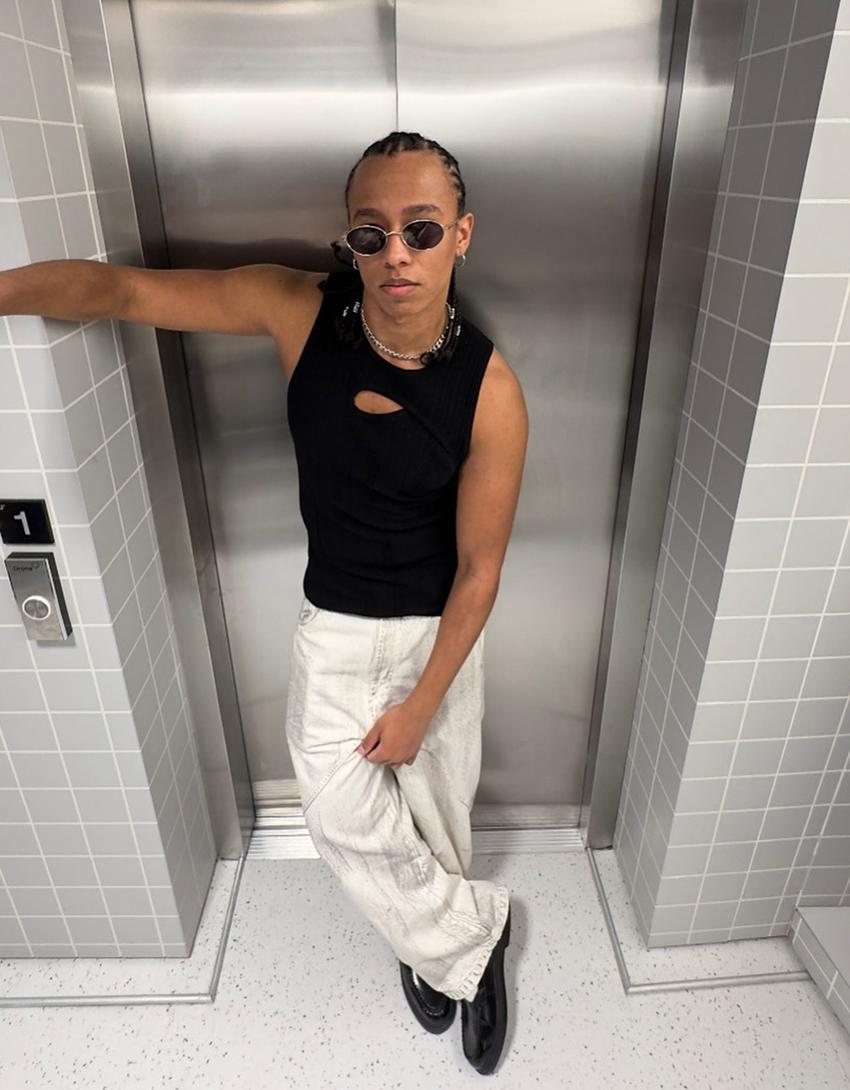 Strappy cut-out T-shirt - Men | Bershka