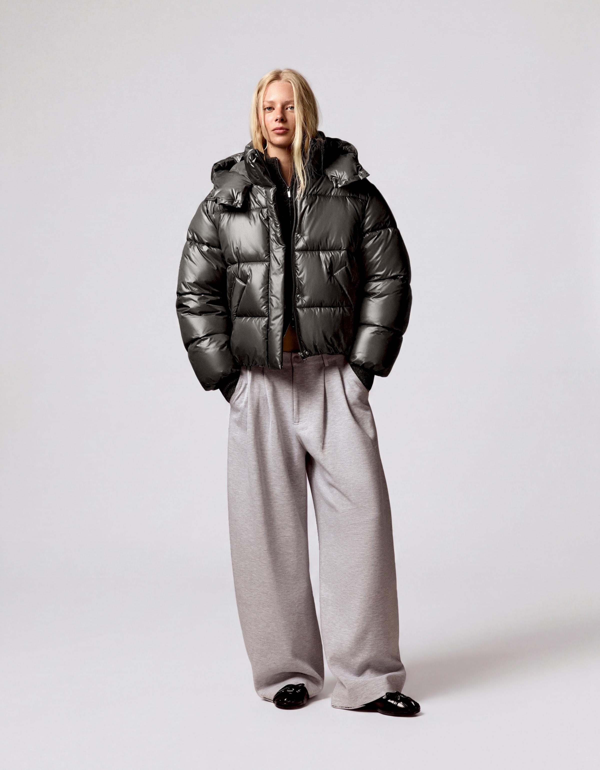 Oversize hooded puffer jacket — Sand