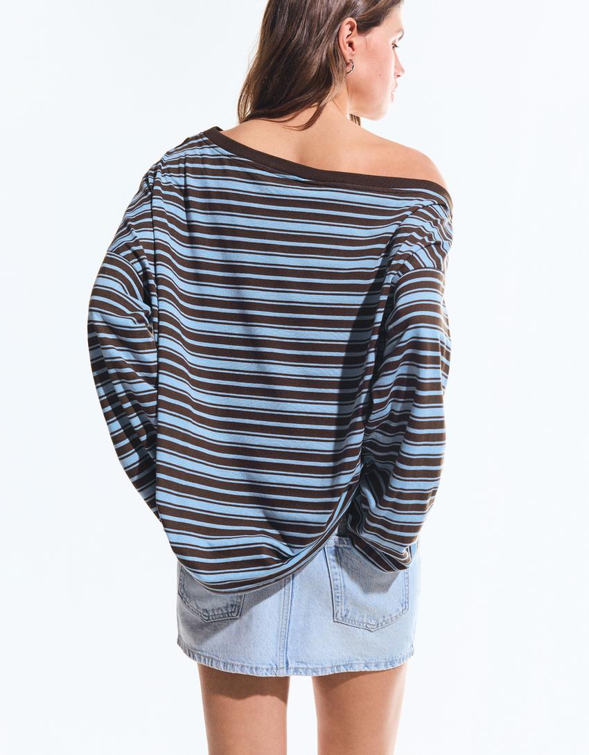 Asymmetric neck long sleeve print T-shirt-Light blue
