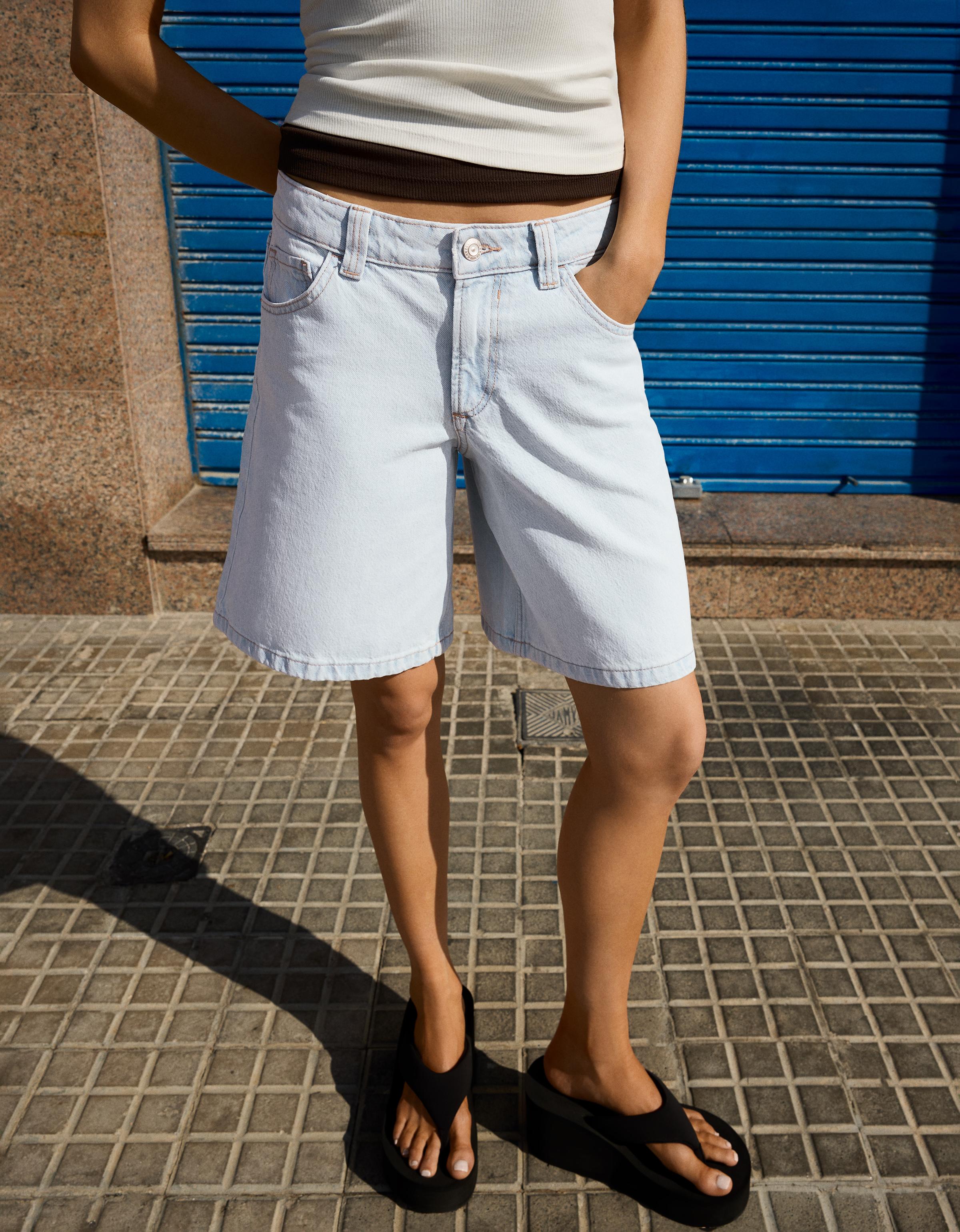 Baggy denim Bermuda shorts — Light blue