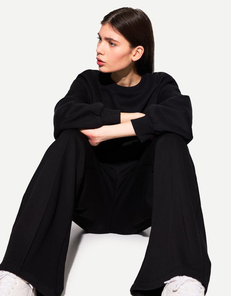 Bluza oversize z bocznymi kieszeniami