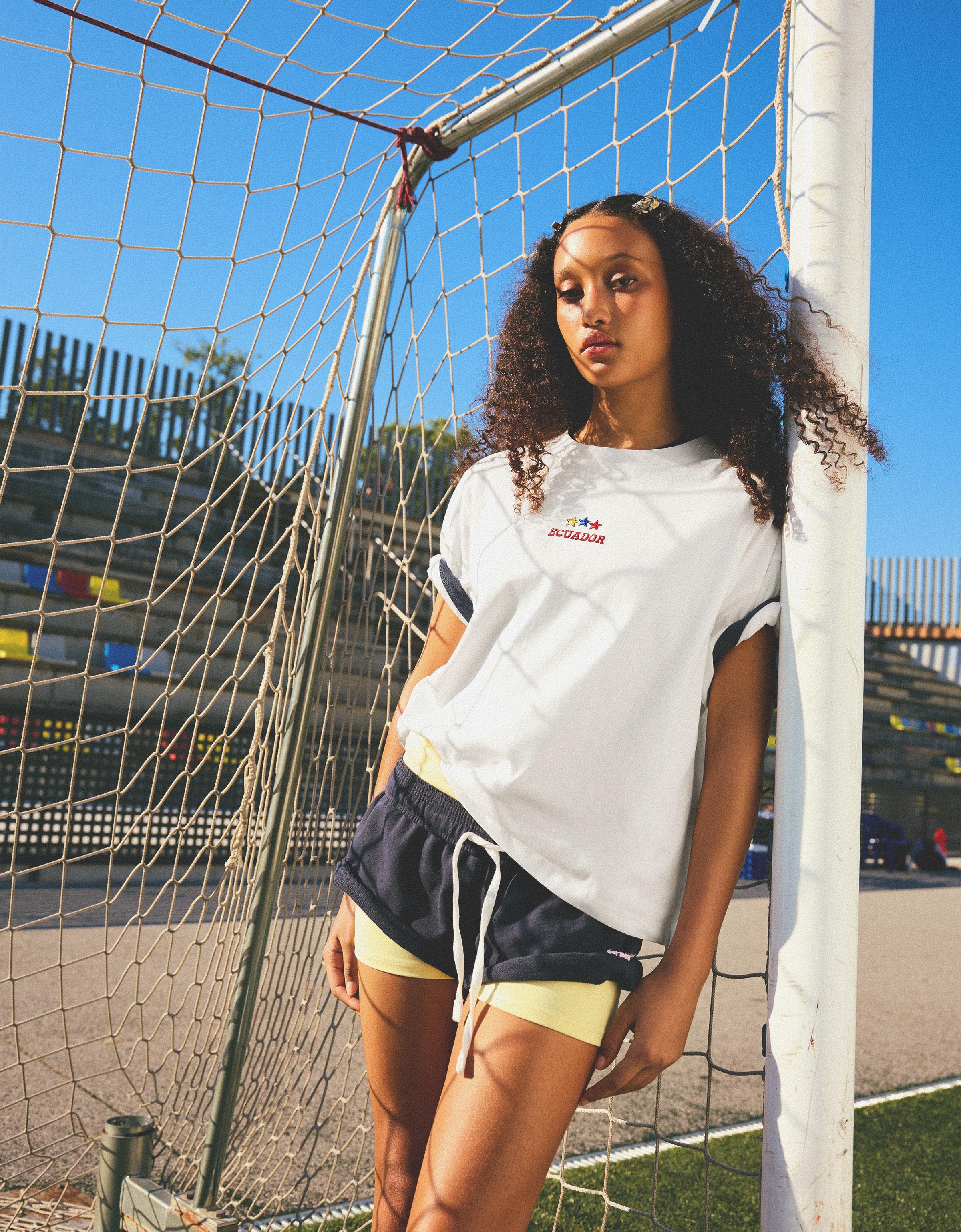 Short sleeve boxy fit T-shirt — Off white