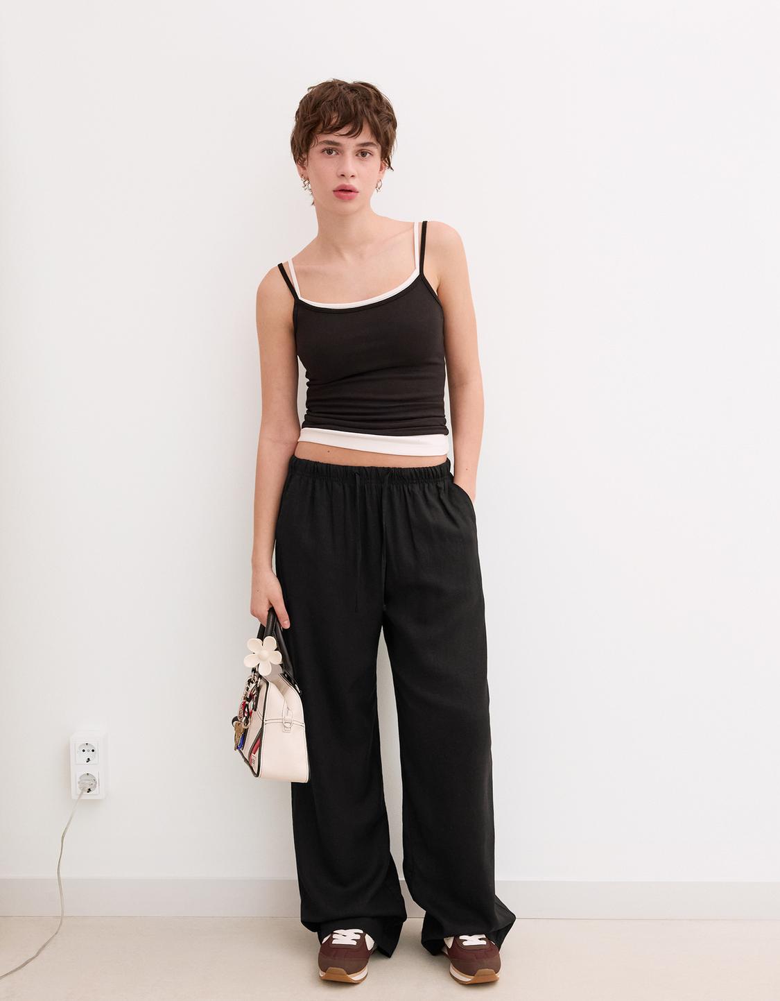 Linen blend trousers with an elasticated waistband