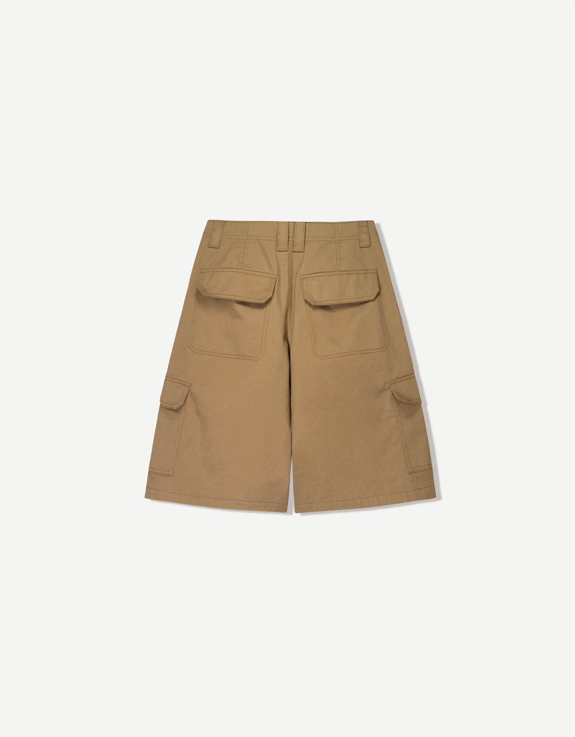 Cargo Bermuda shorts - Pants - Women | Bershka