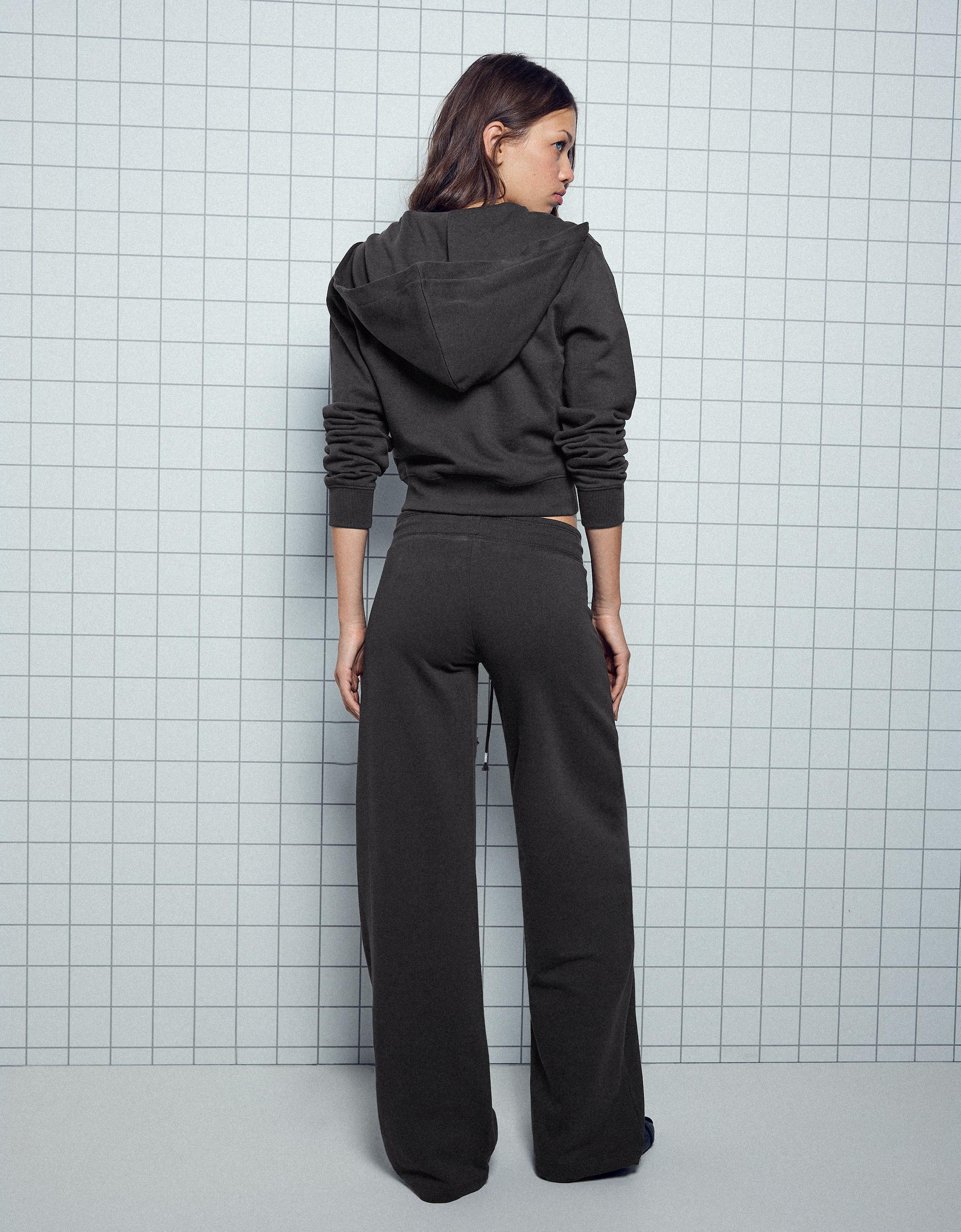Bershka Baskılı şardonlu straight fit pantolon görsel 5