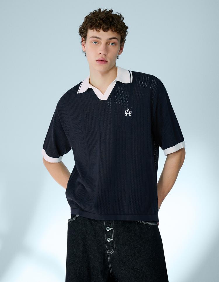 Kısa kollu baskılı polo yaka tişört