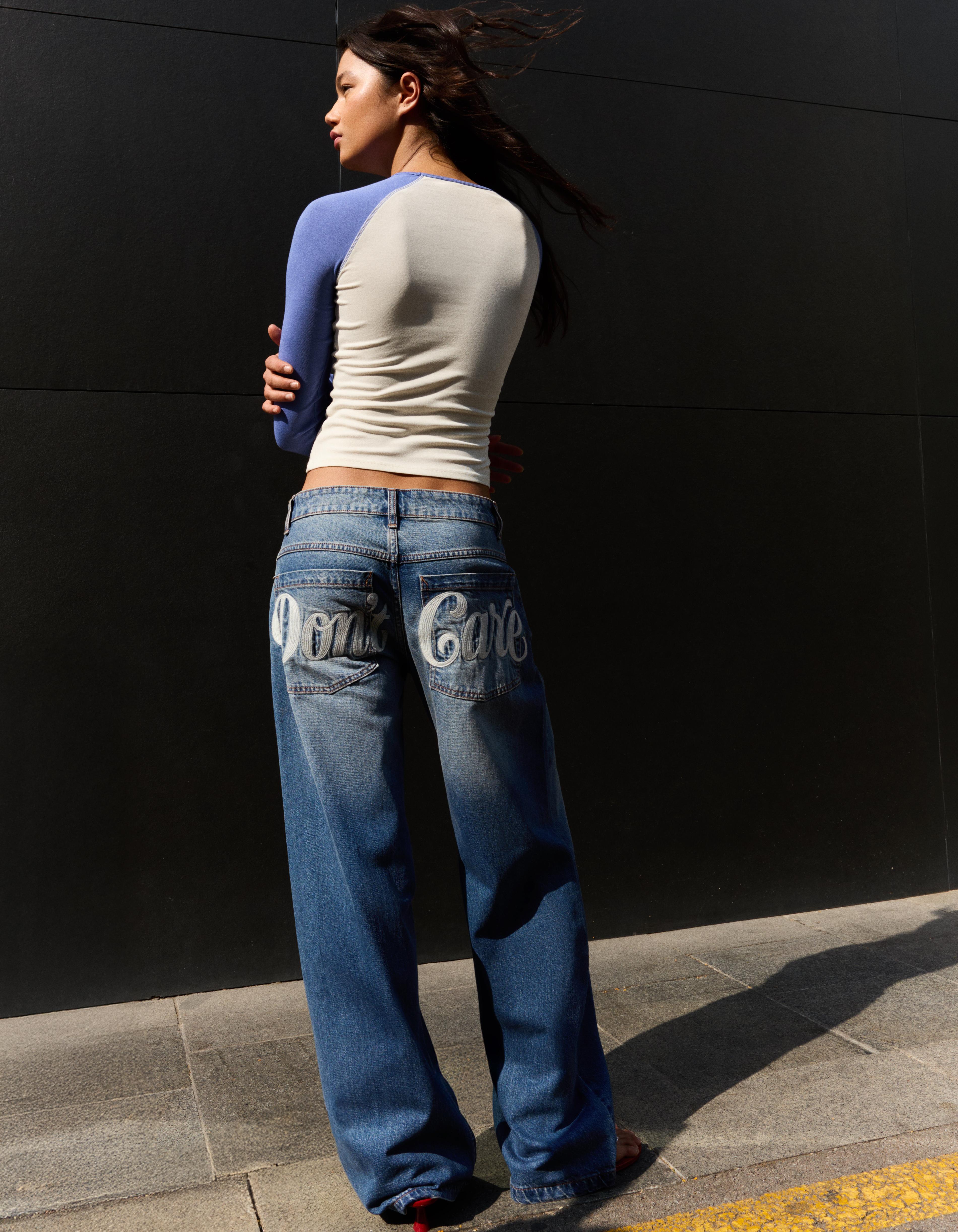 Embroidered baggy jeans — Light blue