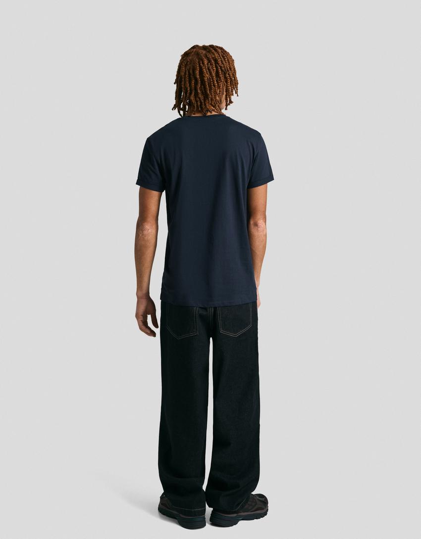 Camiseta manga corta roll up bordado-Marino