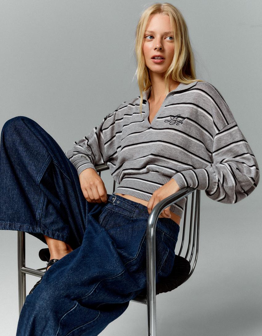 Gerippter Pullover mit Polo-Kragen-Grau