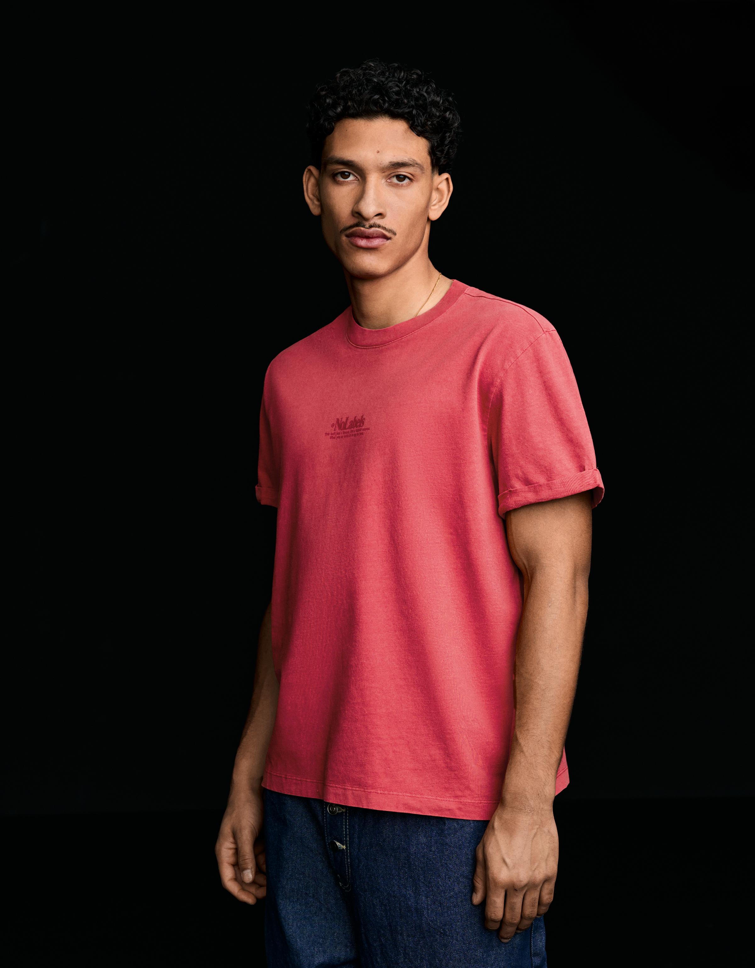 Bershka T-Shirt Mit Kurzen Ärmeln Und Roll-Up-Print Herren M Rot