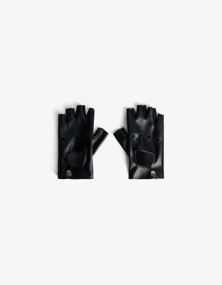 Leather effect mittens