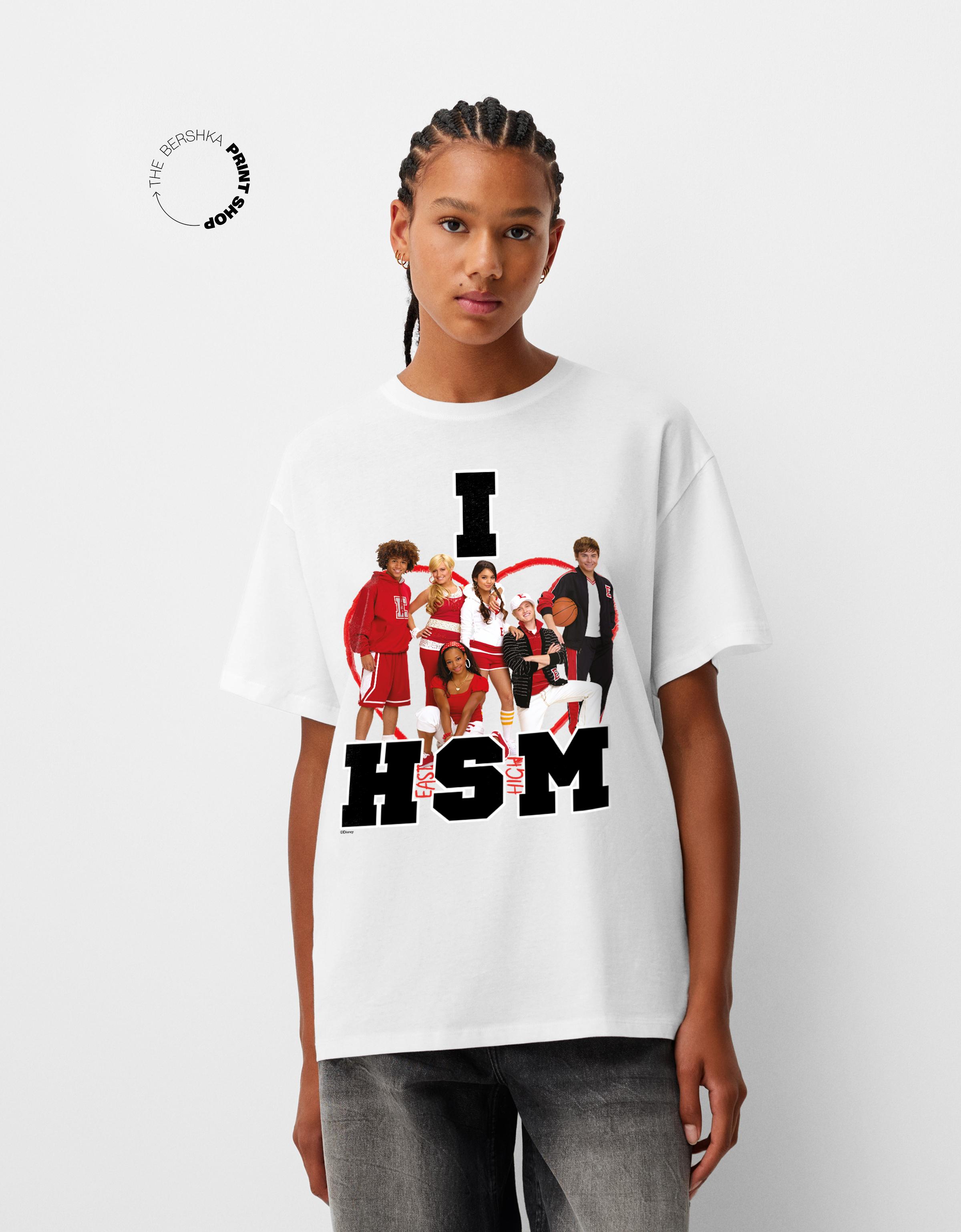 Bershka Oversize-T-Shirt High School Musical Mit Kurzen Ärmeln Damen S Grbrochenes Weiss