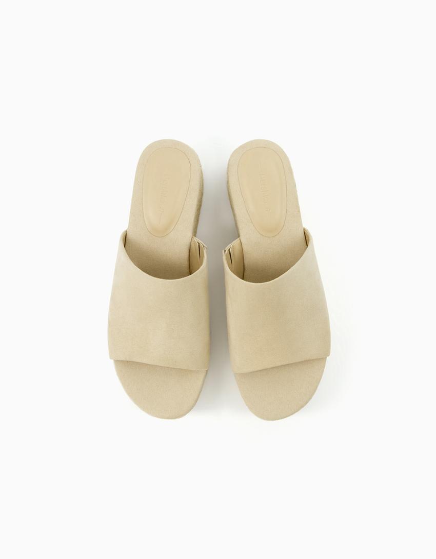 خف بنعل عالي خيش-بيج فاتح