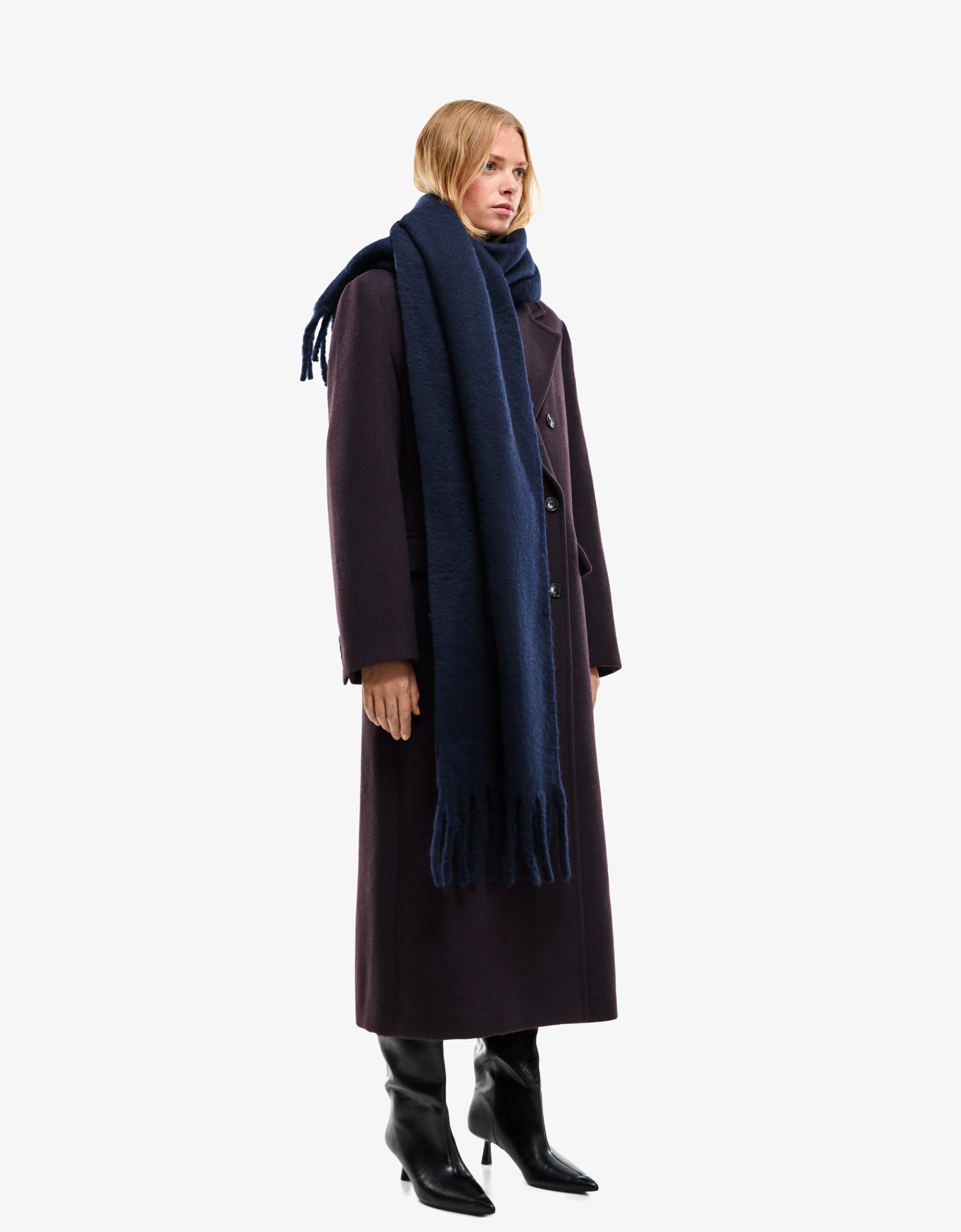 Bershka Unifarbener Schal Damen Marinenblau