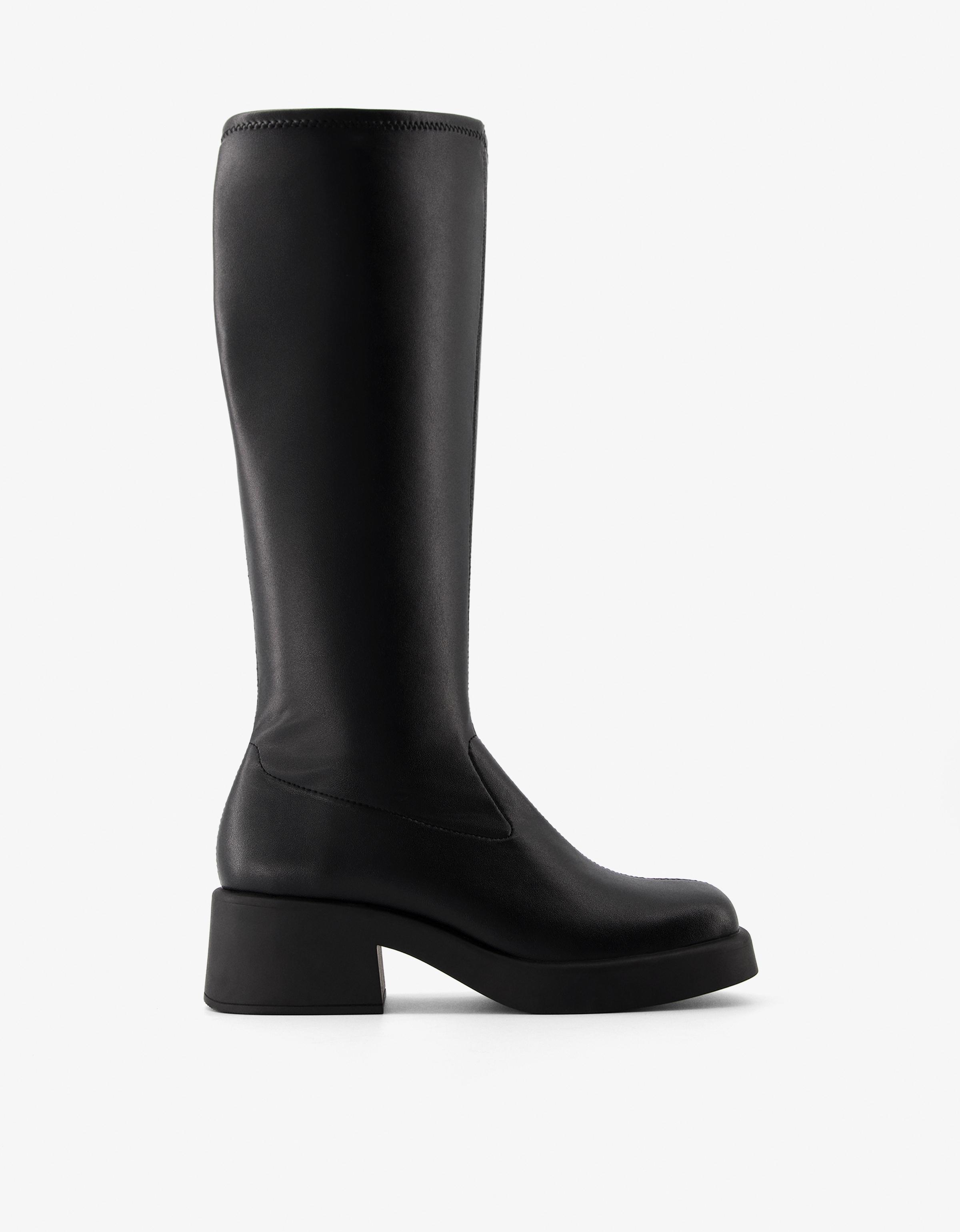 Thumbnail - Bershka Körpernah Geschnittene Flache Stiefel Damen 37 Schwarz