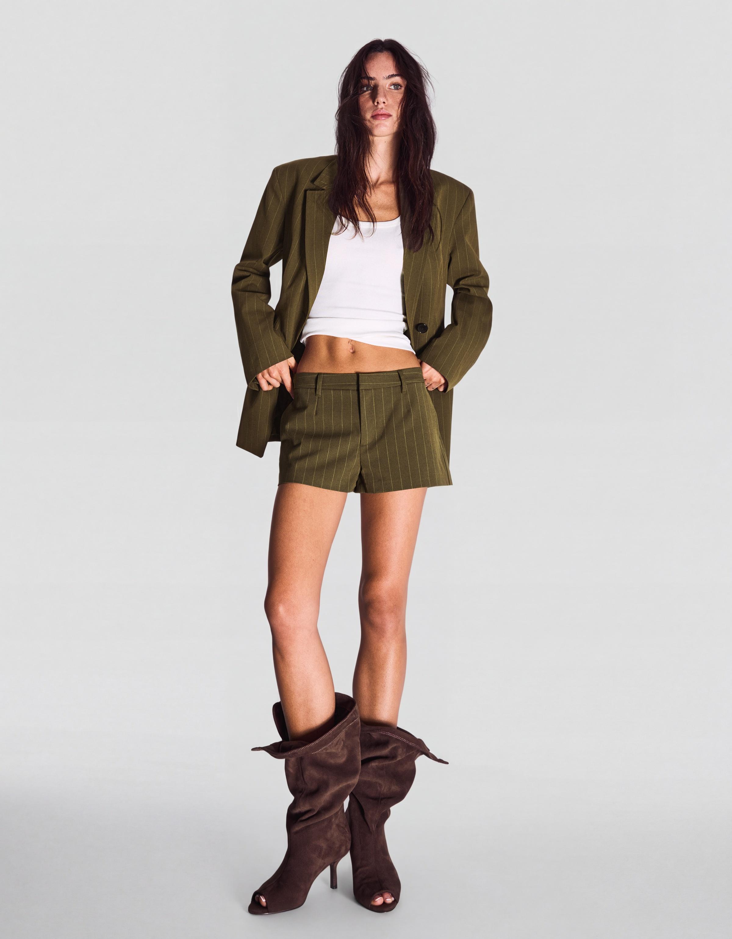 Striped double-breasted blazer — Khaki