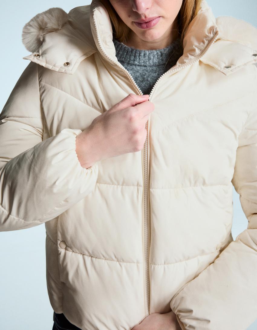 Cazadora puffy water repellent cappuccio pelliccia-Sabbia