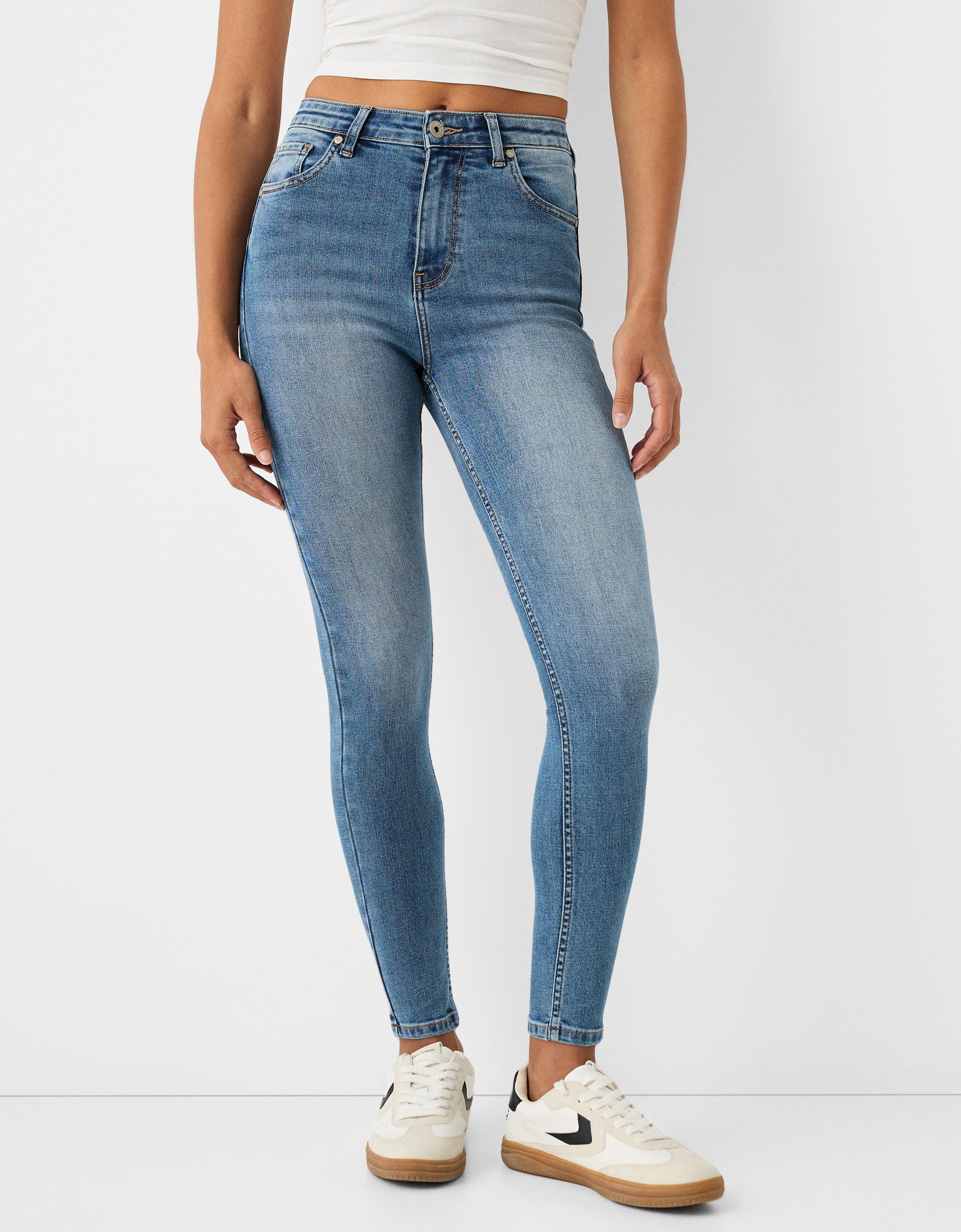 Bershka Skinny-Jeans Mit Sehr Hohem Bund Damen 32 Ausgewaschenes Blau