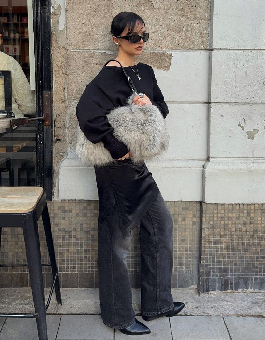 Faux fur shoulder bag-Grey