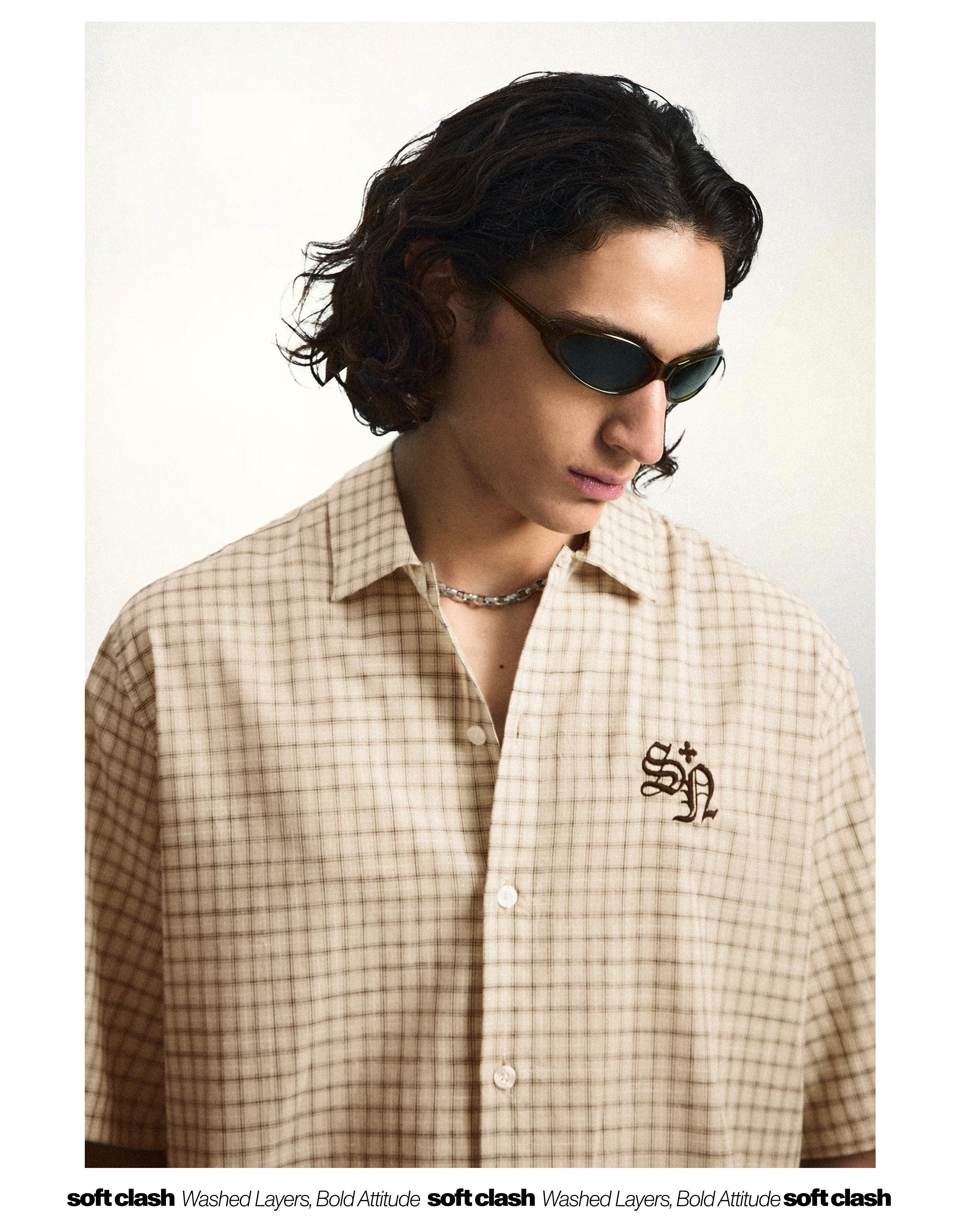 Embroidered short sleeve shirt — Beige